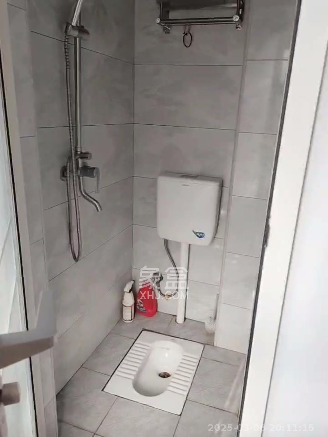 天麓尚层 1室0厅1卫 800.0元/月 天麓尚层 1室0厅1卫 800.0元/月室内图