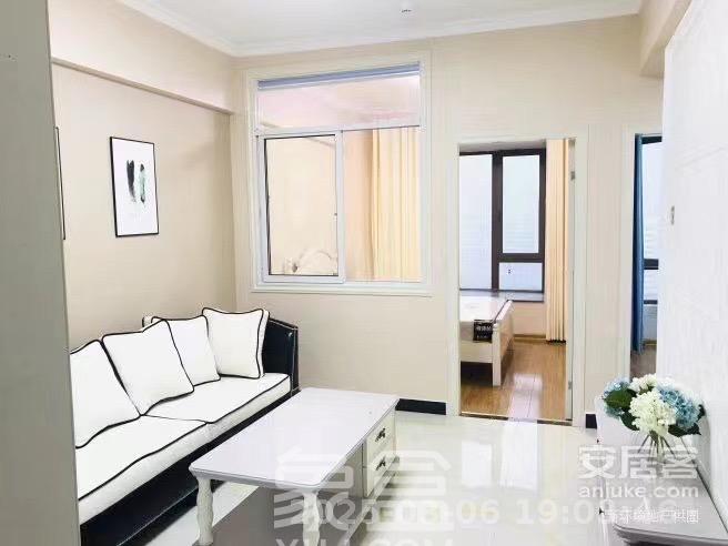 汀兰雅苑  2室1厅1卫   2600.00元/月