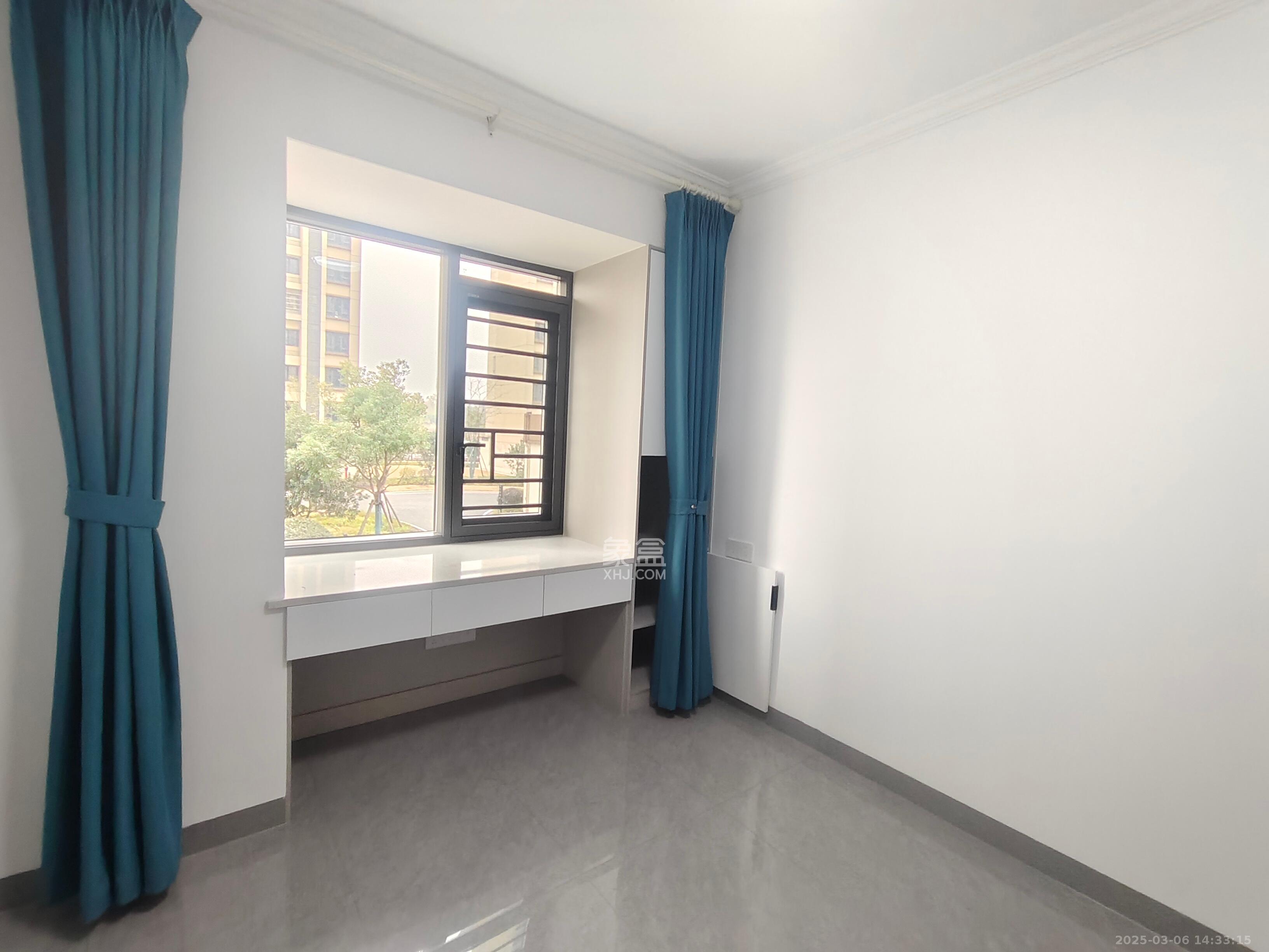 真人桥家园二期 3室2厅2卫 2200.0元/月 真人桥家园二期 3室2厅2卫 2200.0元/月室内图