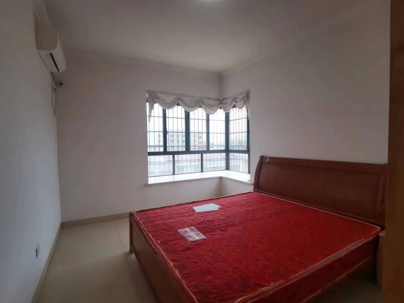 梓怡华府 3室2厅2卫 1900.0元/月 梓怡华府 3室2厅2卫 1900.0元/月室内图