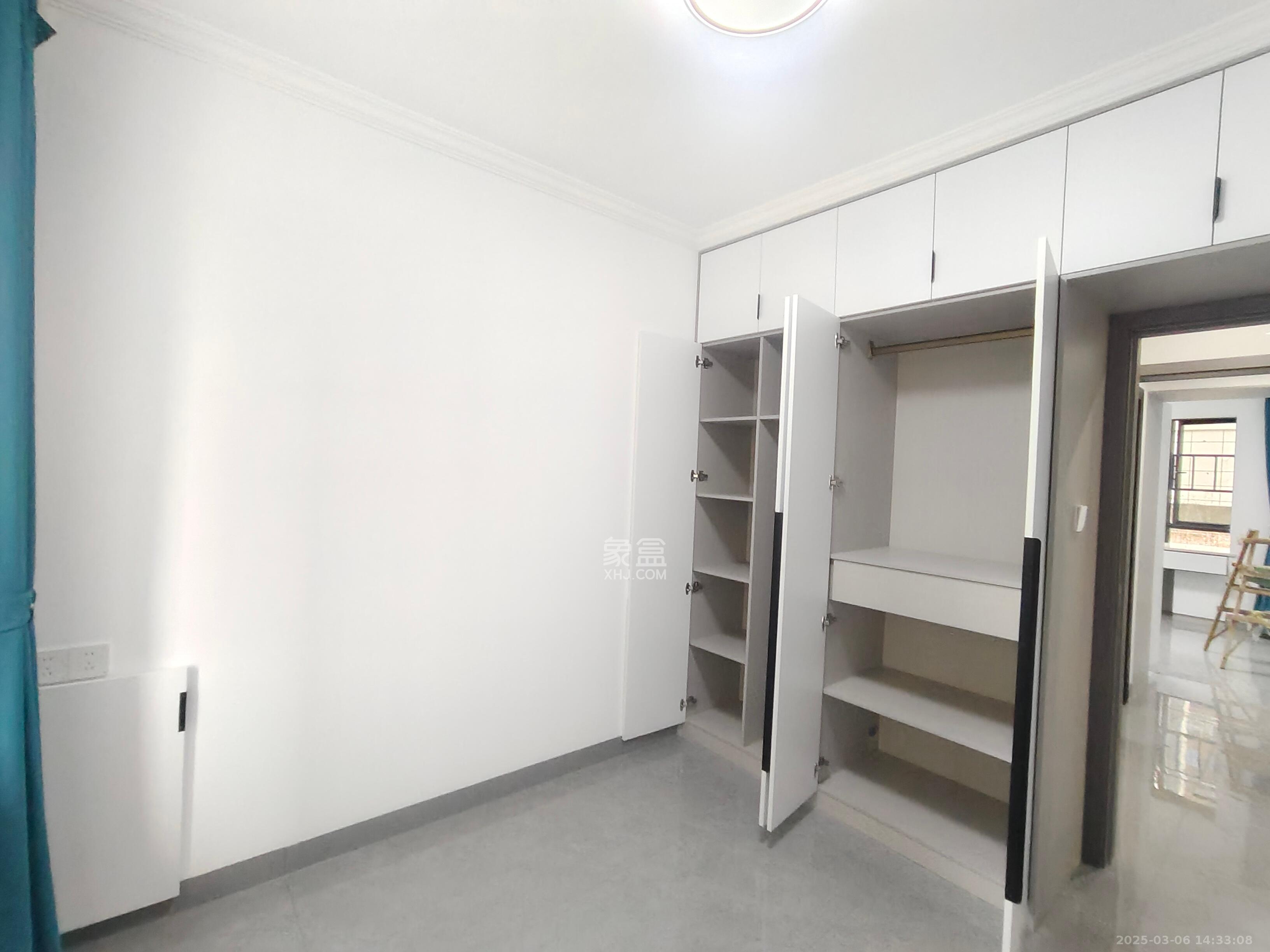 真人桥家园二期 3室2厅2卫 2200.0元/月 真人桥家园二期 3室2厅2卫 2200.0元/月室内图