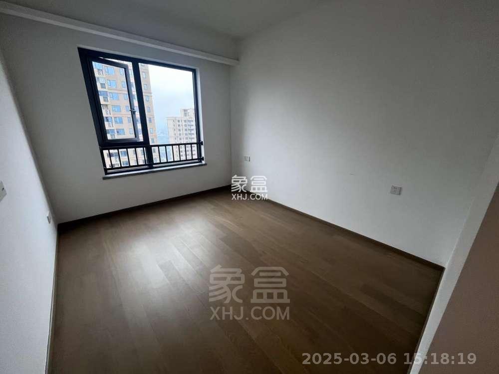 晋合湘水湾六期 3室2厅2卫 2700.0元/月 晋合湘水湾六期 3室2厅2卫 2700.0元/月室内图