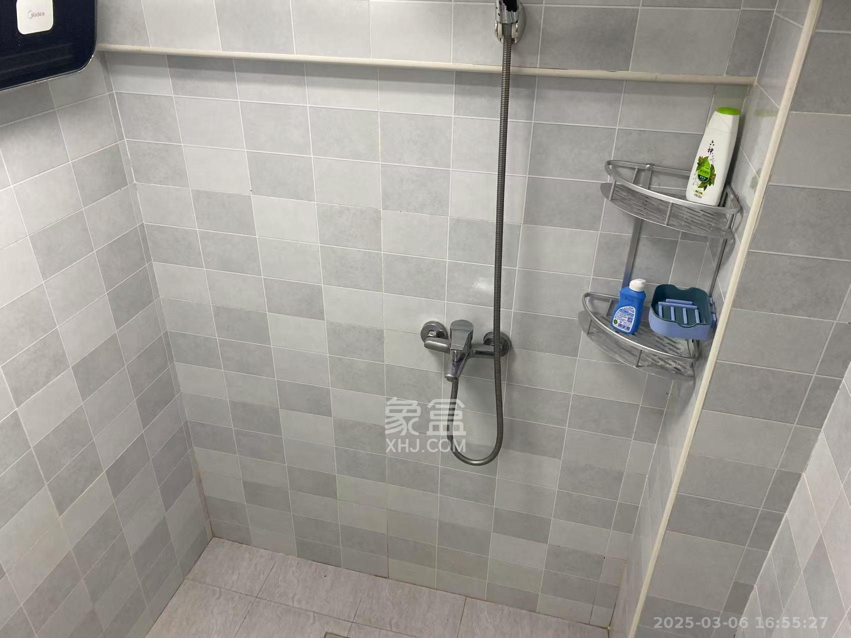 弘坤云寓  1室1厅1卫   2200.00元/月室内图