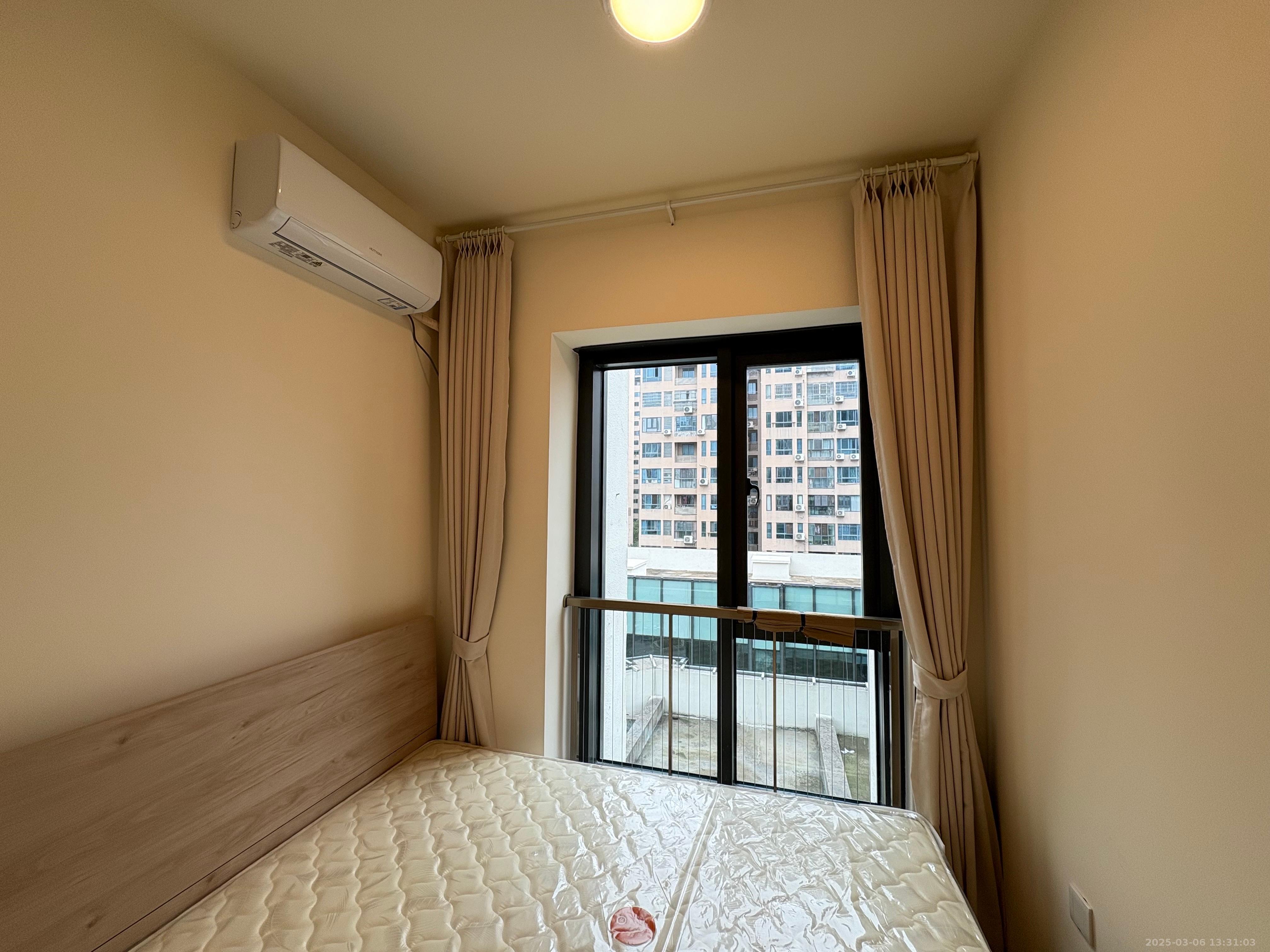 恒大华府 2室2厅2卫 1800.0元/月 恒大华府 2室2厅2卫 1800.0元/月室内图