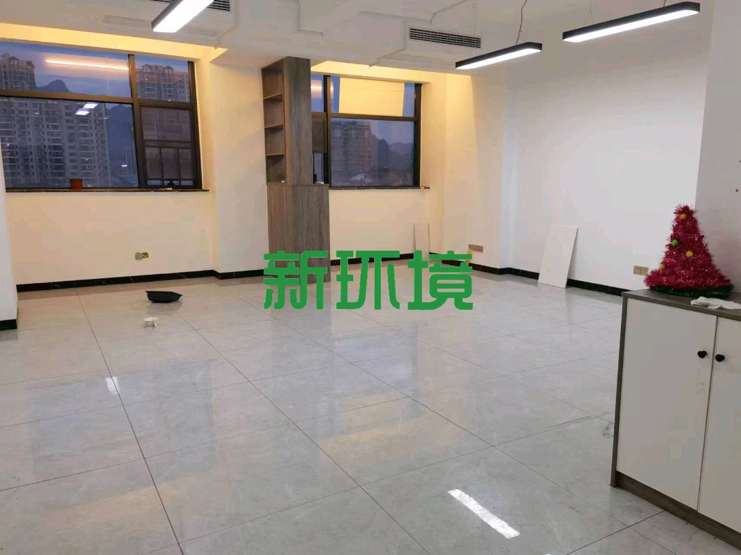 天门中央广场 2室1厅1卫 25.0万 天门中央广场 2室1厅1卫 25.0万客厅