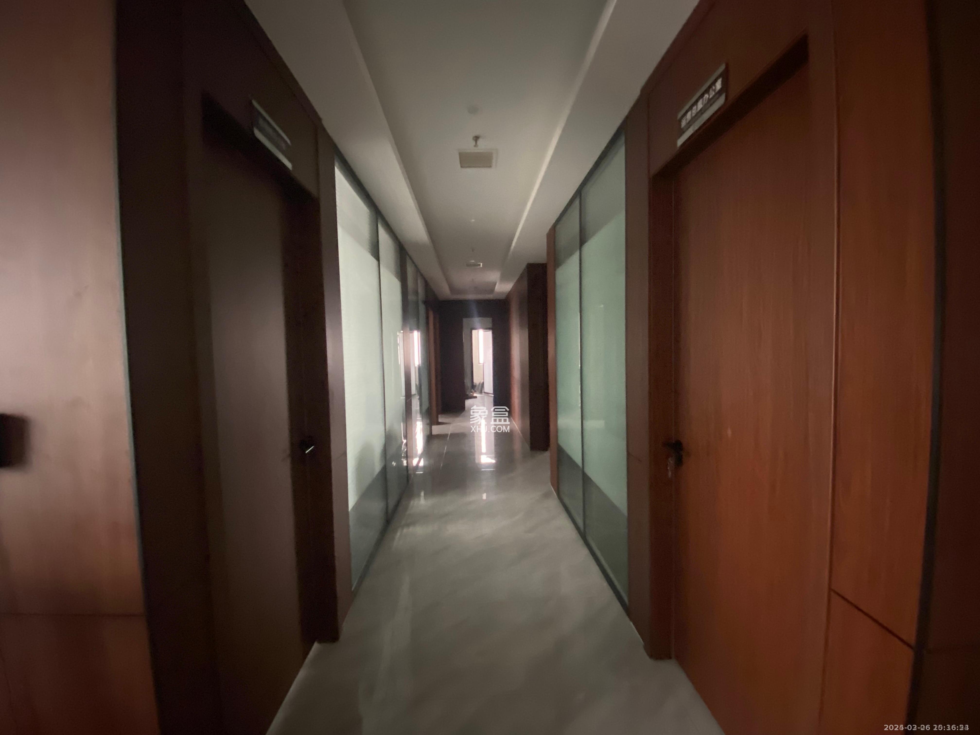 绿洲花园 6室2厅3卫 17000.0元/月 绿洲花园 6室2厅3卫 17000.0元/月室内图