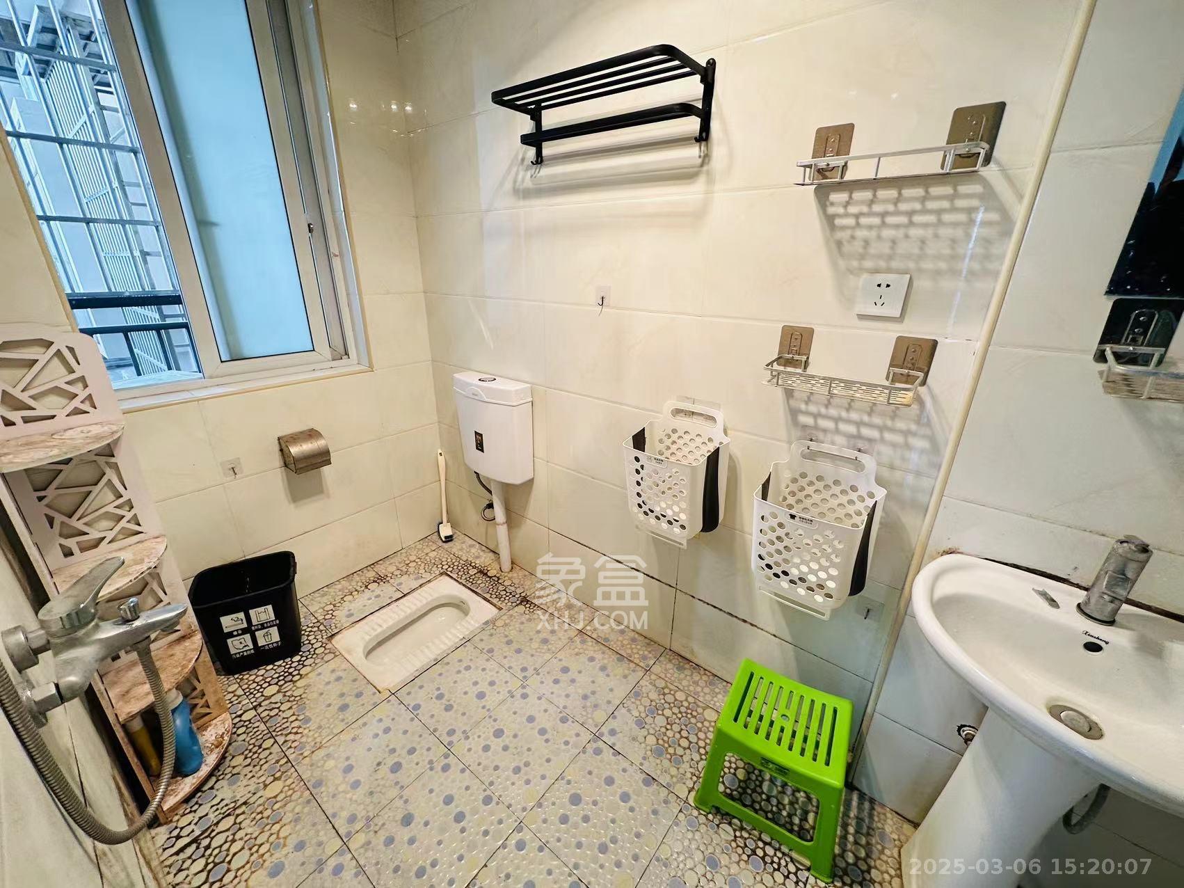 中房F联邦 2室2厅1卫 2000.0元/月 中房F联邦 2室2厅1卫 2000.0元/月室内图