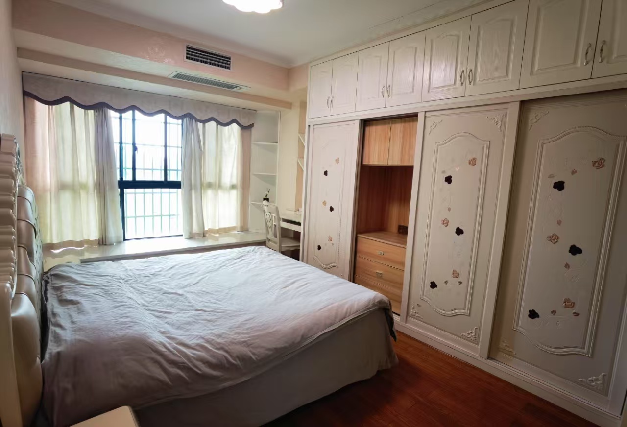 锦绣欣城 3室2厅2卫 1800.0元/月 锦绣欣城 3室2厅2卫 1800.0元/月室内图