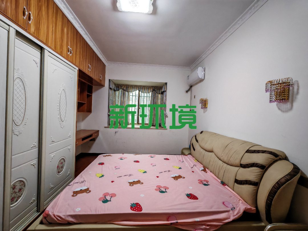 西溪美景  3室2厅2卫   61.00万客厅