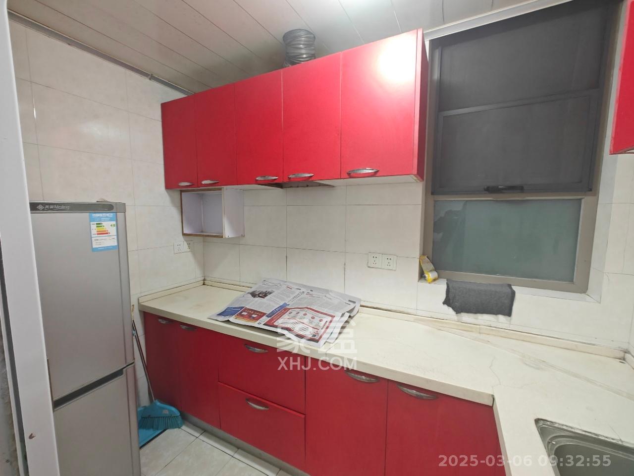 怡海星城  2室2厅1卫   1200.00元/月室内图
