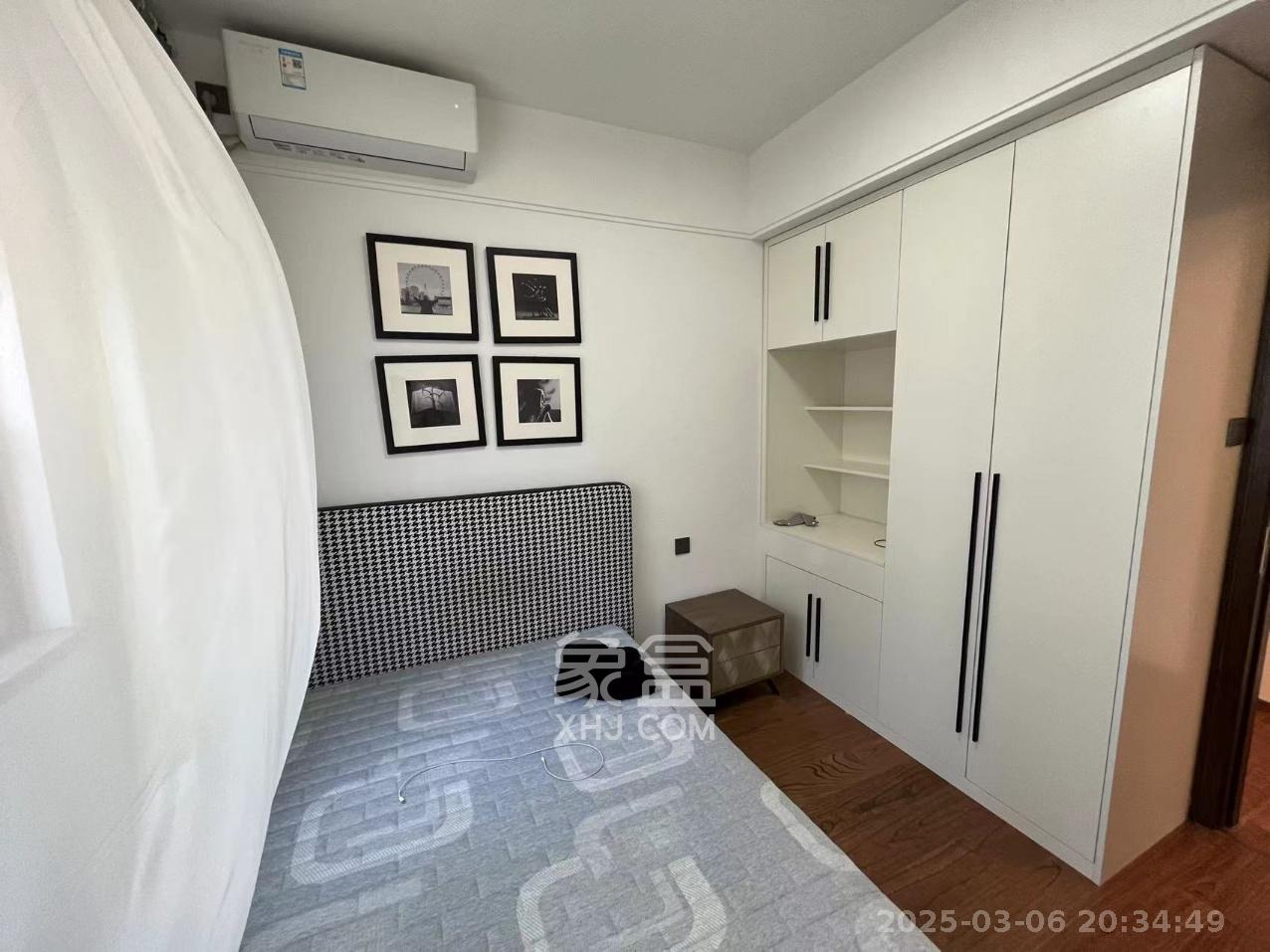 万科里金域滨江  3室2厅2卫    5600.0元/月室内图