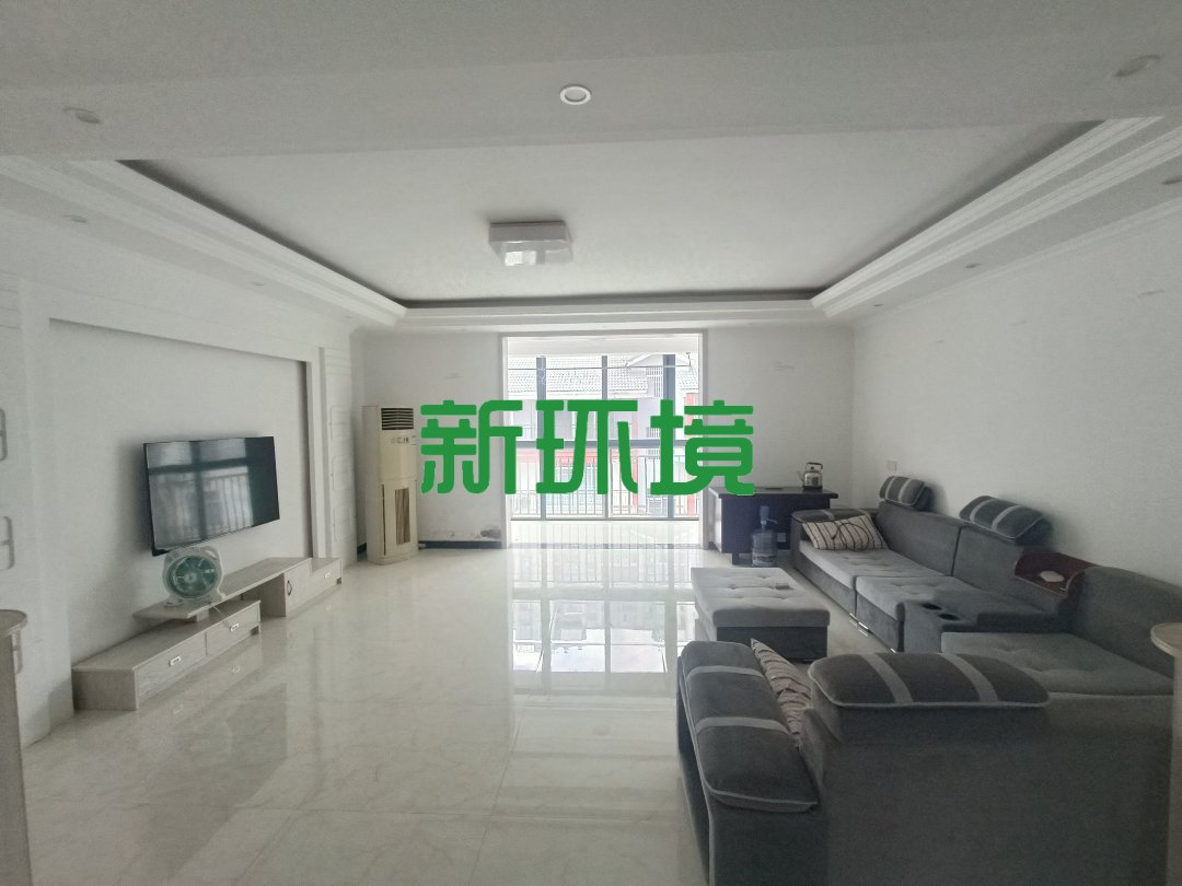 汇景名都  3室3厅2卫   62.80万
