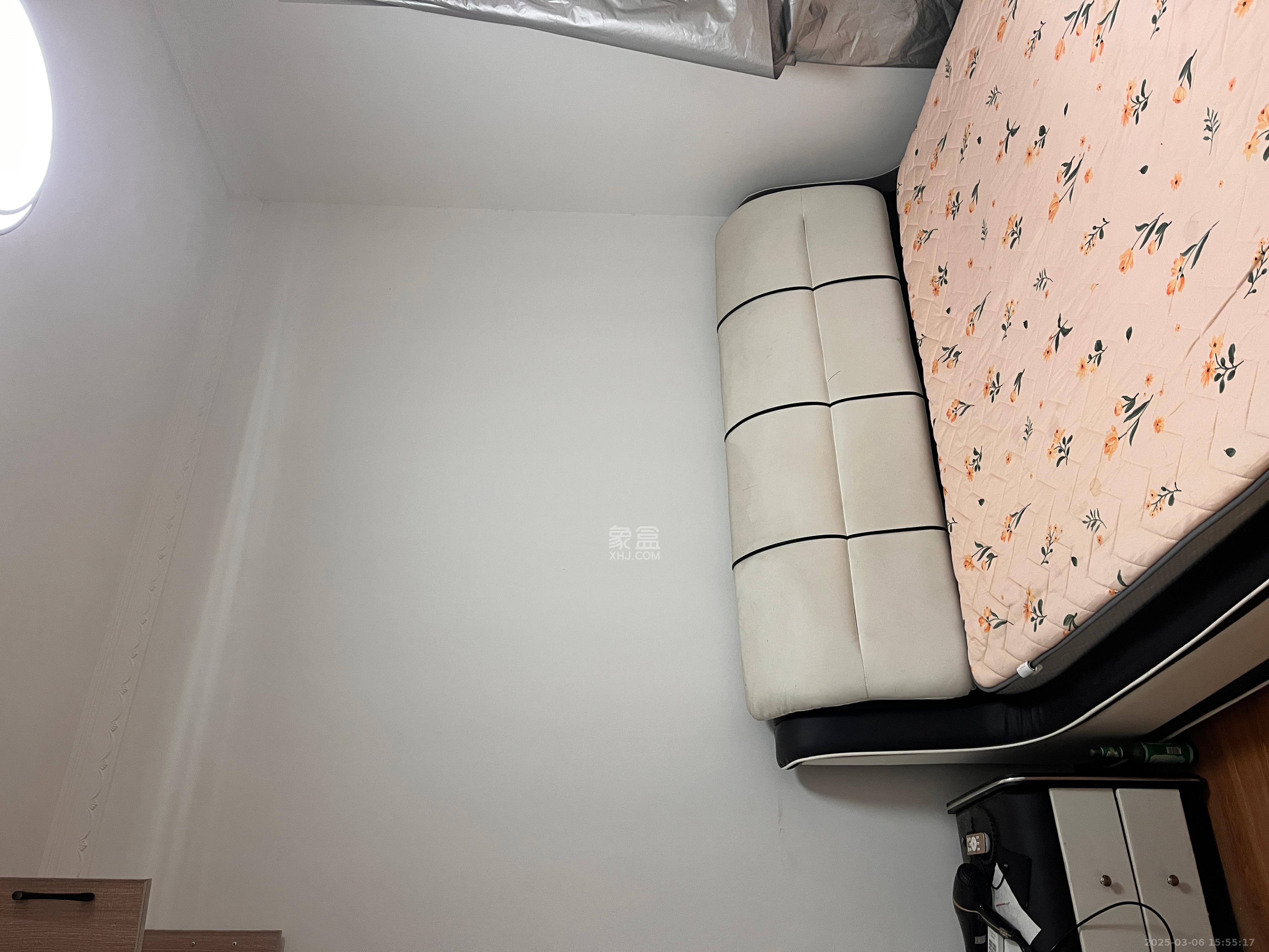 金地三千府(金地湖山樾、金地自在城) 2室1厅1卫 1500.0元/月 金地三千府(金地湖山樾、金地自在城) 2室1厅1卫 1500.0元/月室内图