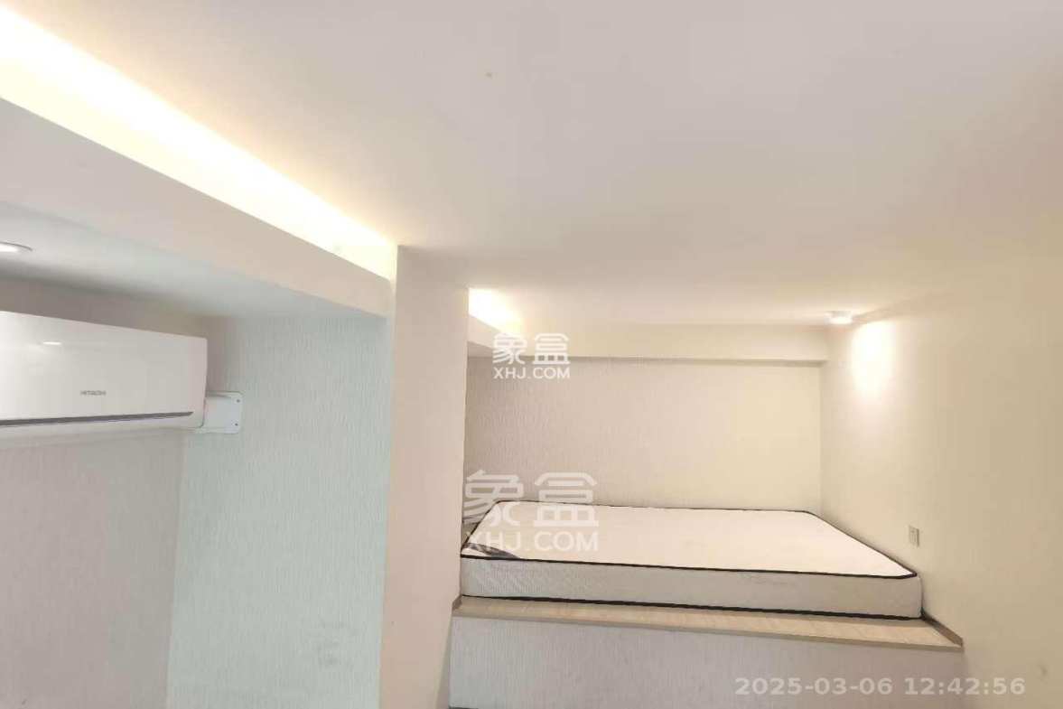 华远华时代 4室2厅1卫 4800.0元/月 华远华时代 4室2厅1卫 4800.0元/月室内图