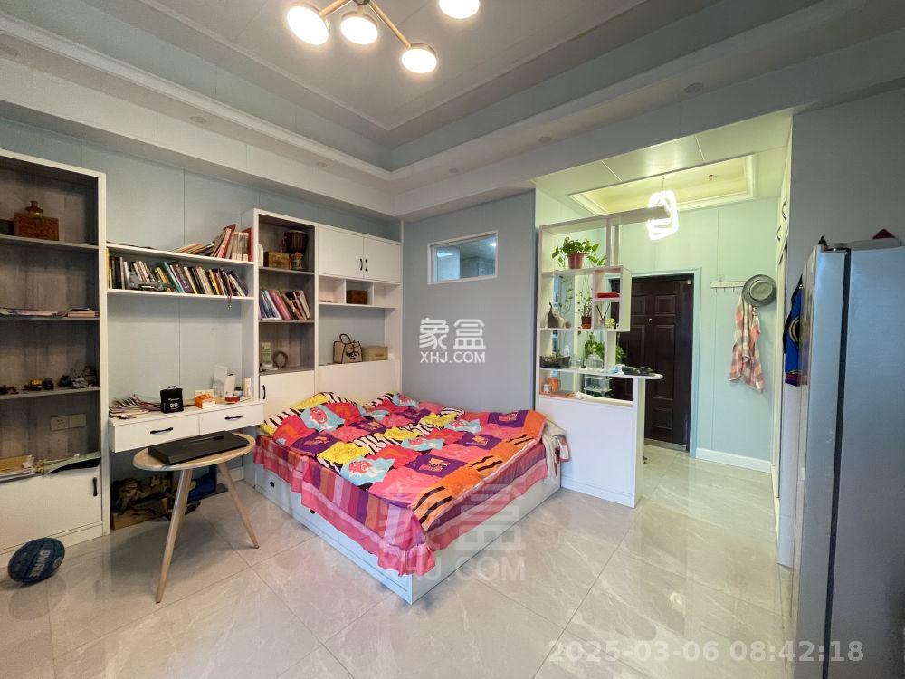 白金汉宫 1室1厅1卫 1500.0元/月 白金汉宫 1室1厅1卫 1500.0元/月室内图