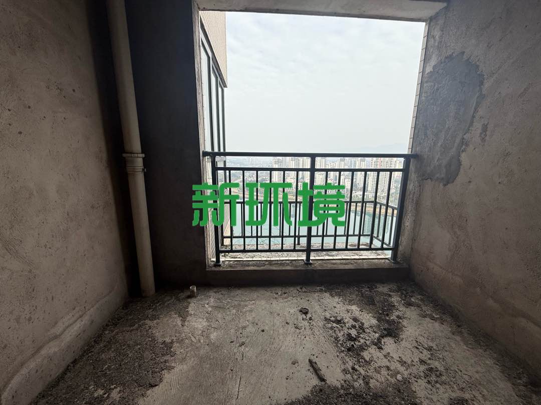 玉恒龙岸小区  3室2厅2卫    56.8万 玉恒龙岸小区  3室2厅2卫    56.8万室内图