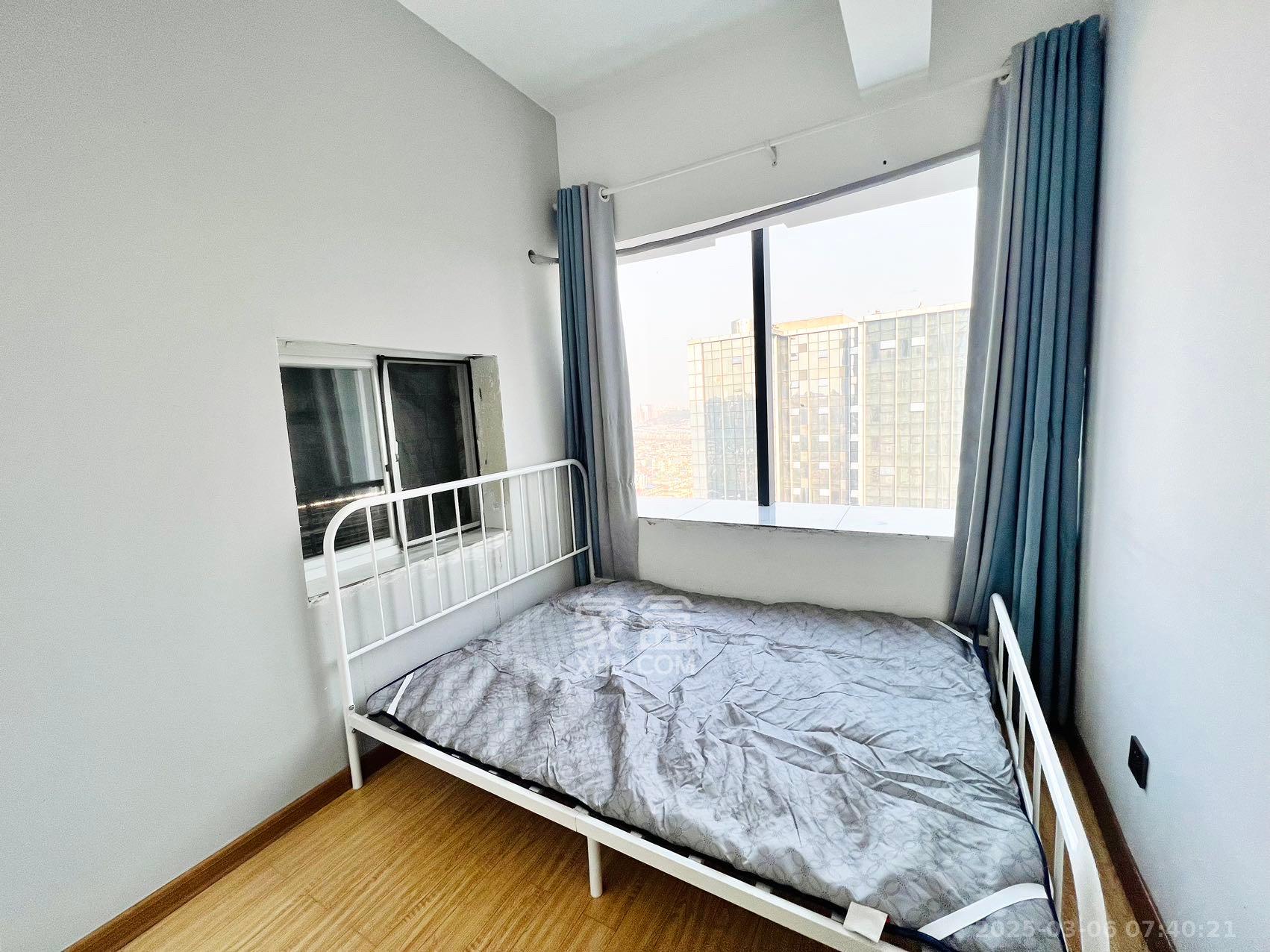 裕天国际商汇中心 1室0厅0卫 2500.0元/月 裕天国际商汇中心 1室0厅0卫 2500.0元/月室内图