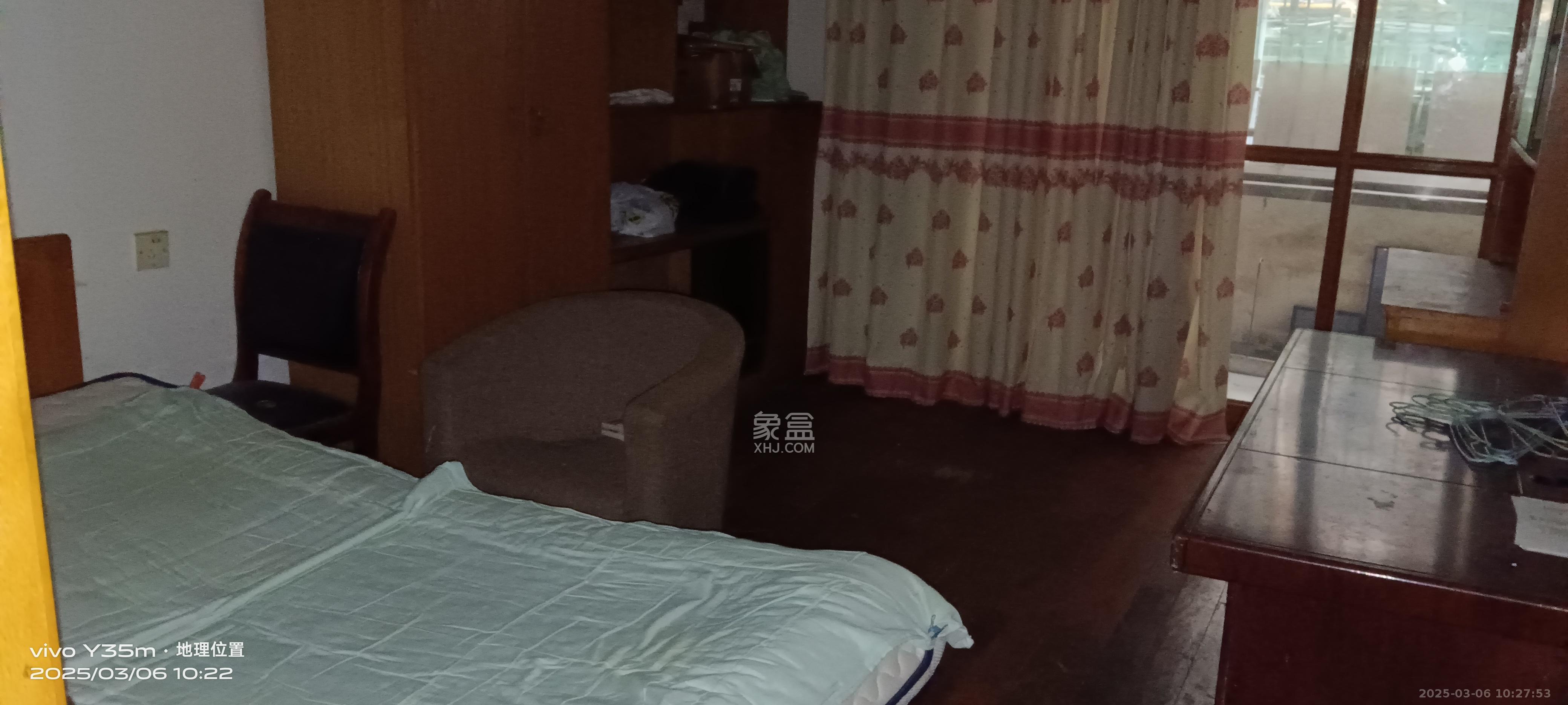 东风二村社区房  2室1厅1卫   1800.00元/月室内图