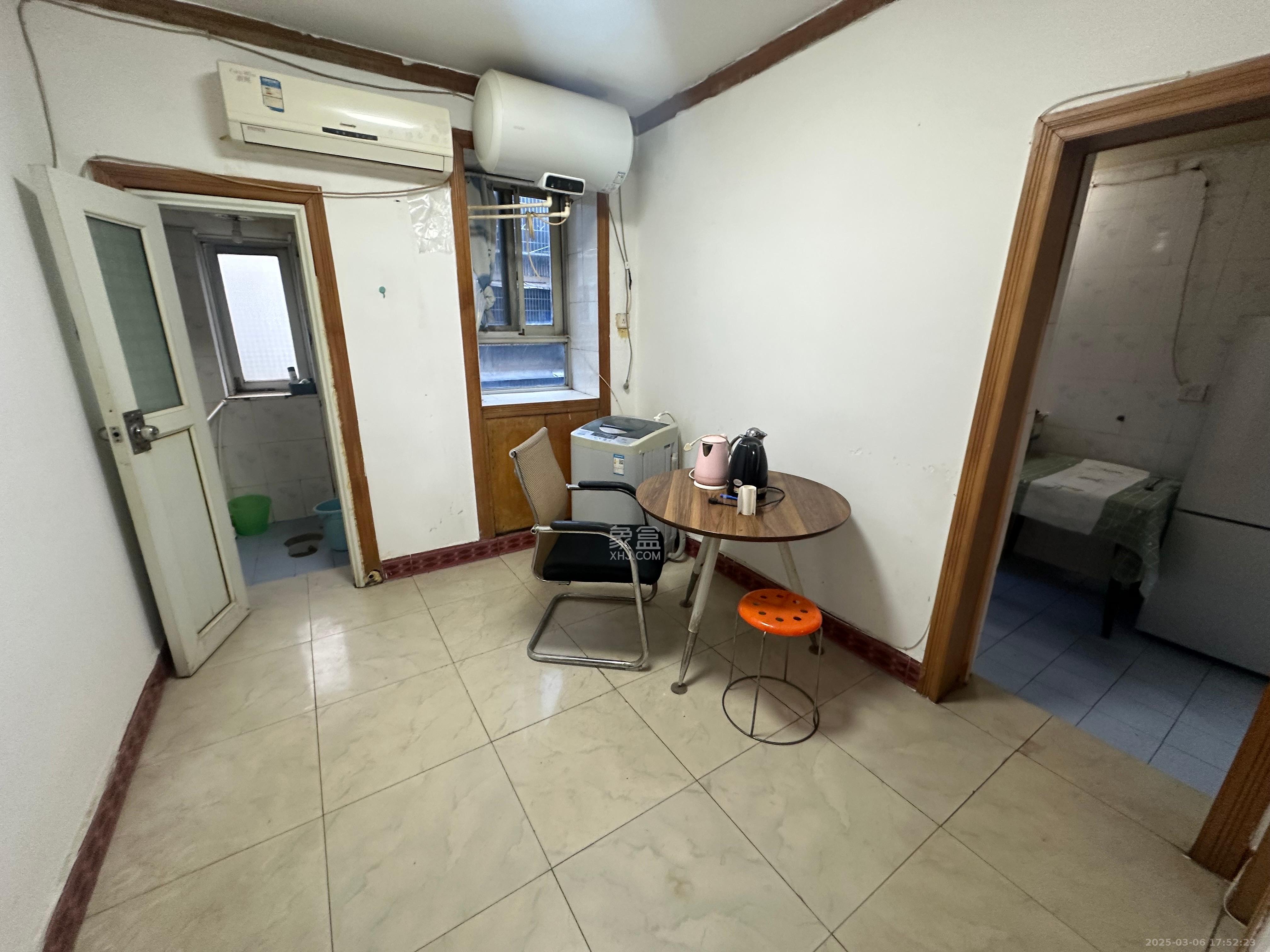 荷叶塘社区（雨花区）  2室1厅1卫   1300.00元/月室内图