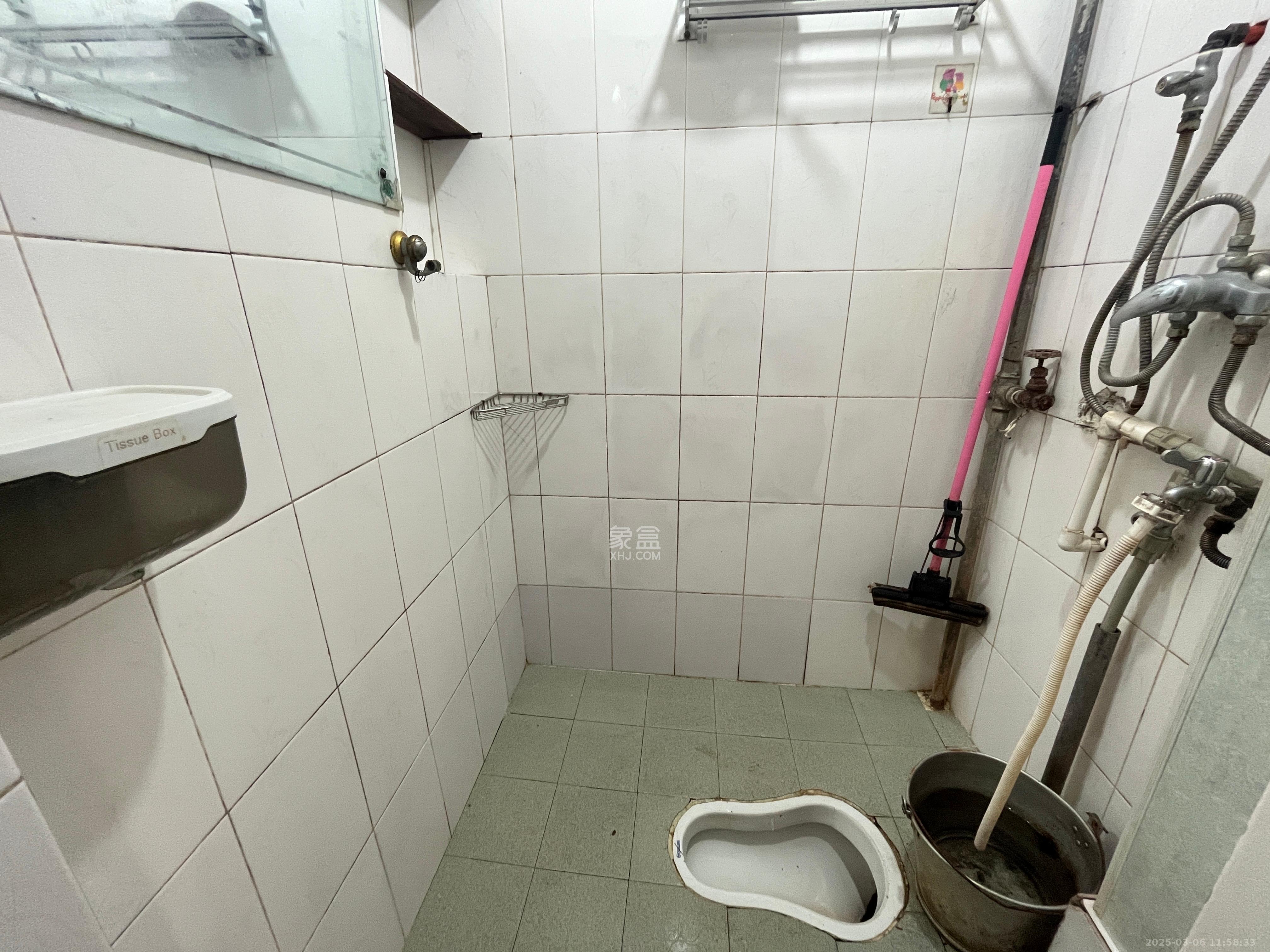 天心大院宿舍 3室2厅1卫 2500.0元/月 天心大院宿舍 3室2厅1卫 2500.0元/月室内图