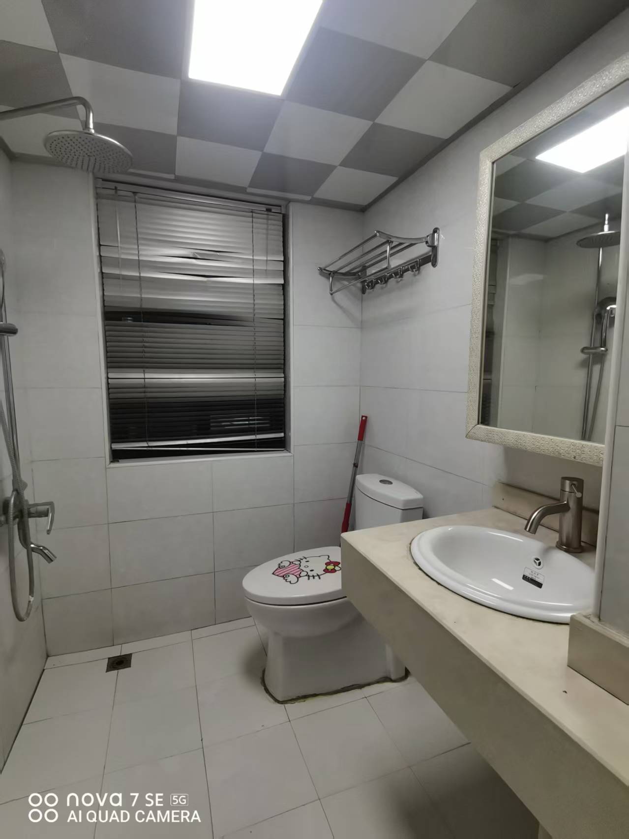 M国际 3室2厅1卫 1600.00元/月 M国际 3室2厅1卫 1600.00元/月室内图