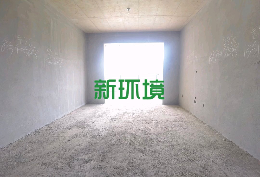 中建凤栖台  4室2厅2卫   58.00万客厅