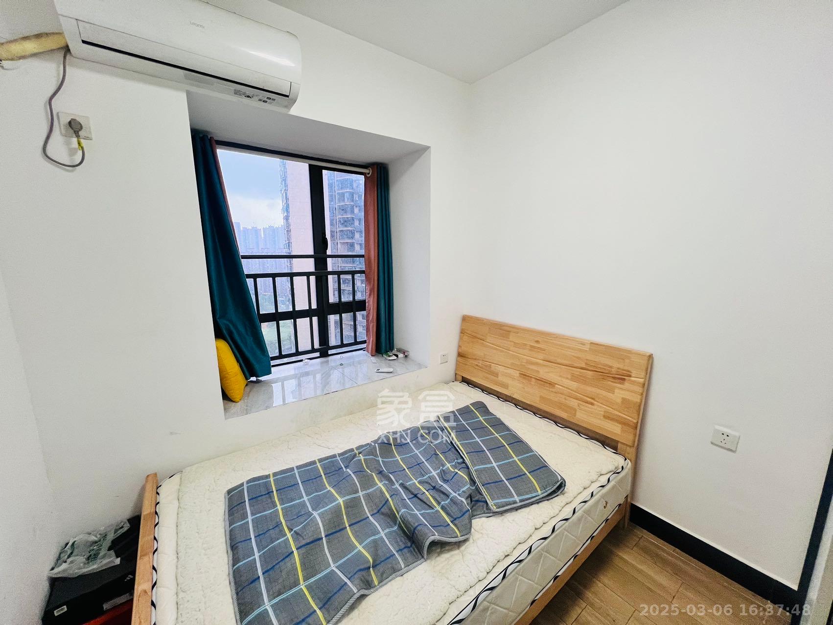 振业城三期 4室2厅2卫 3500.0元/月 振业城三期 4室2厅2卫 3500.0元/月室内图