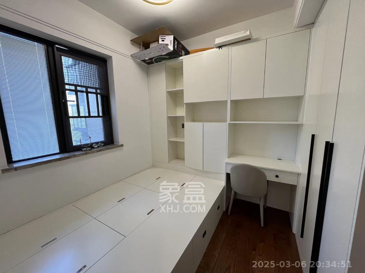 万科里金域滨江  3室2厅2卫    5600.0元/月室内图