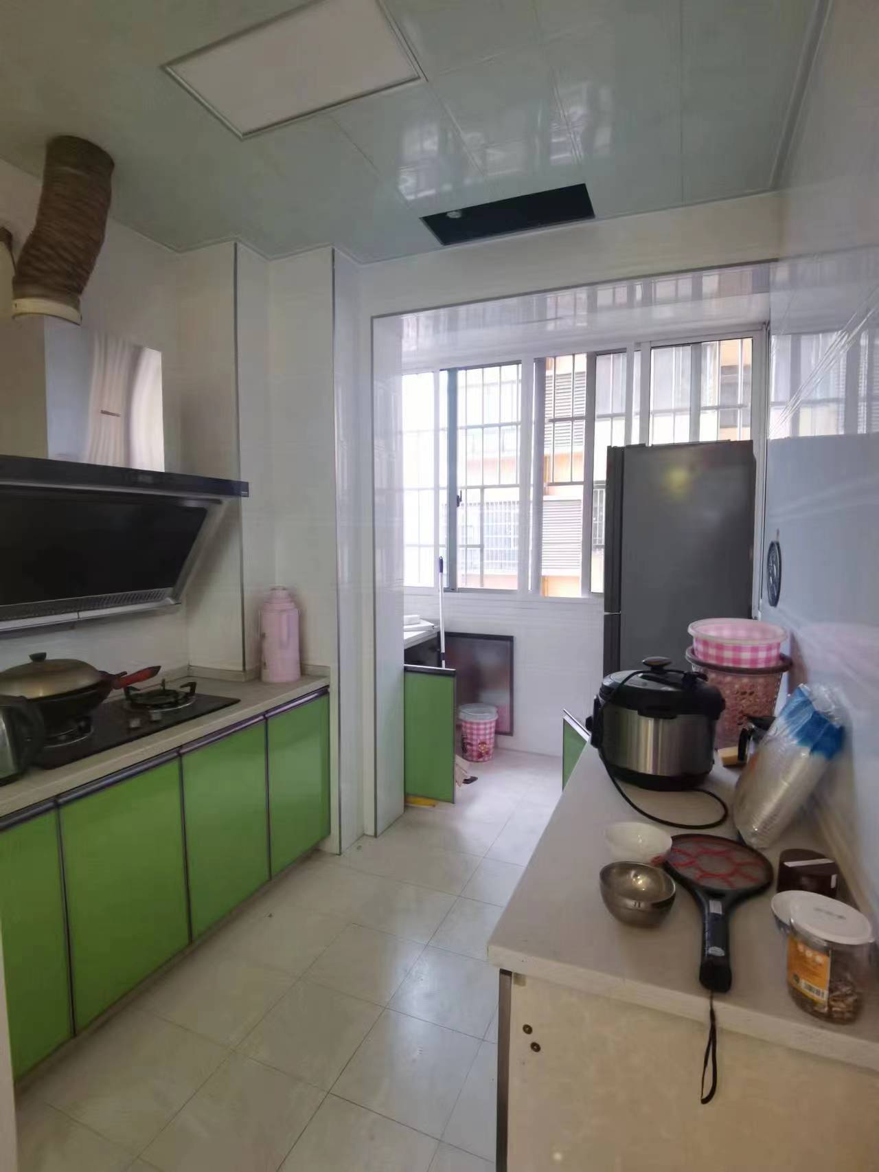 梓怡华府 3室2厅2卫 1900.0元/月 梓怡华府 3室2厅2卫 1900.0元/月室内图