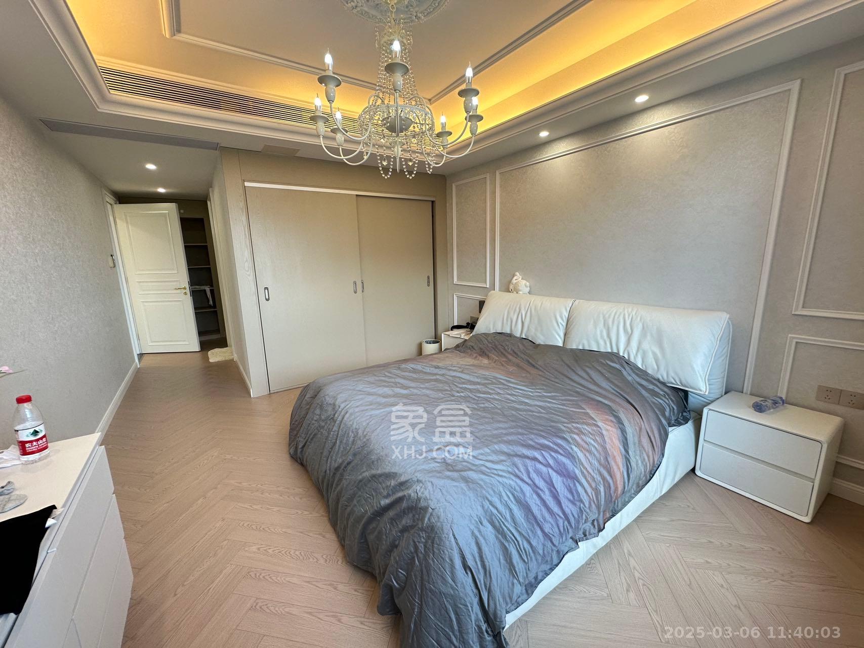 运达中央广场一、二期 4室2厅4卫 35000.0元/月 运达中央广场一、二期 4室2厅4卫 35000.0元/月室内图