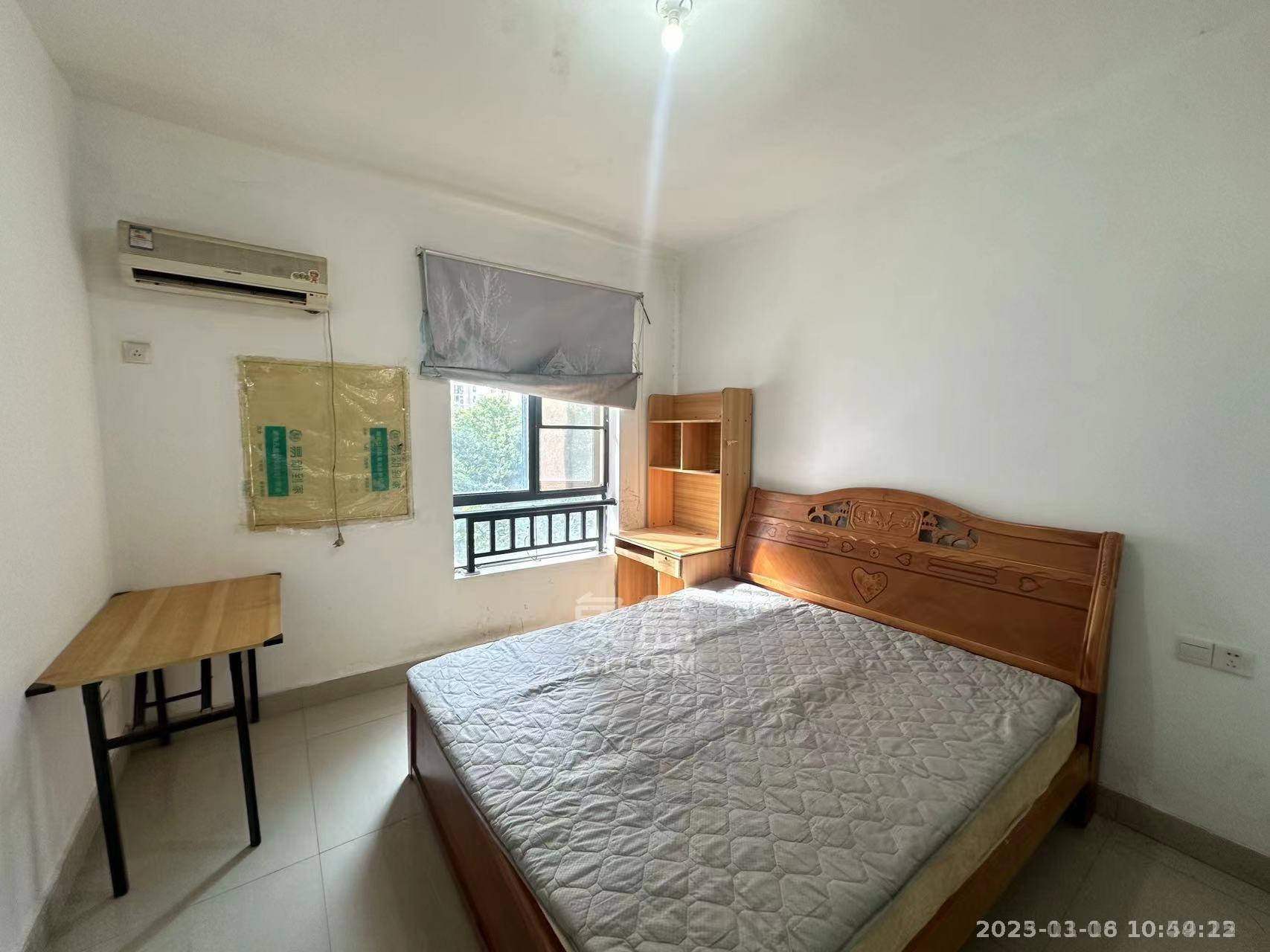 泰山公馆 2室2厅1卫 1400.0元/月 泰山公馆 2室2厅1卫 1400.0元/月室内图