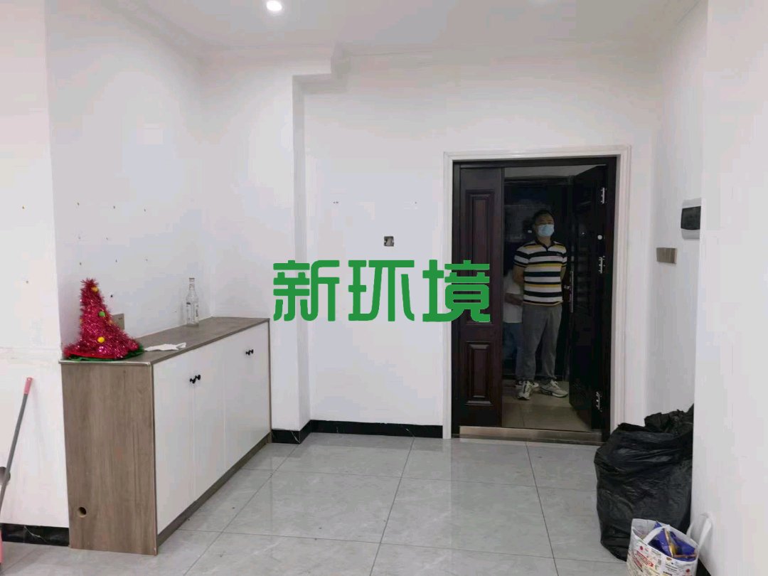 天门中央广场 2室1厅1卫 25.0万 天门中央广场 2室1厅1卫 25.0万客厅