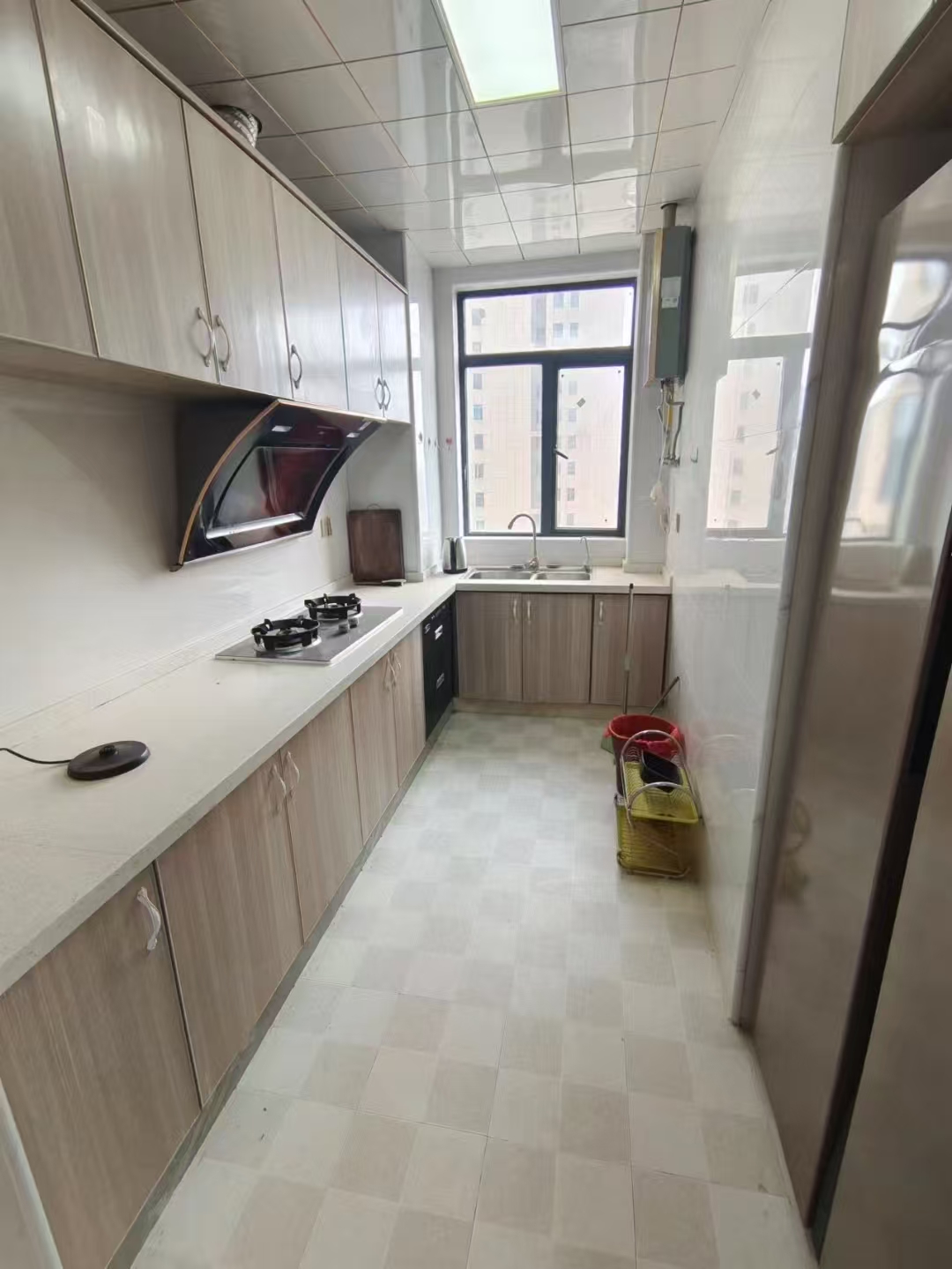 百弘学府城  0室0厅0卫    2000.0元/月室内图