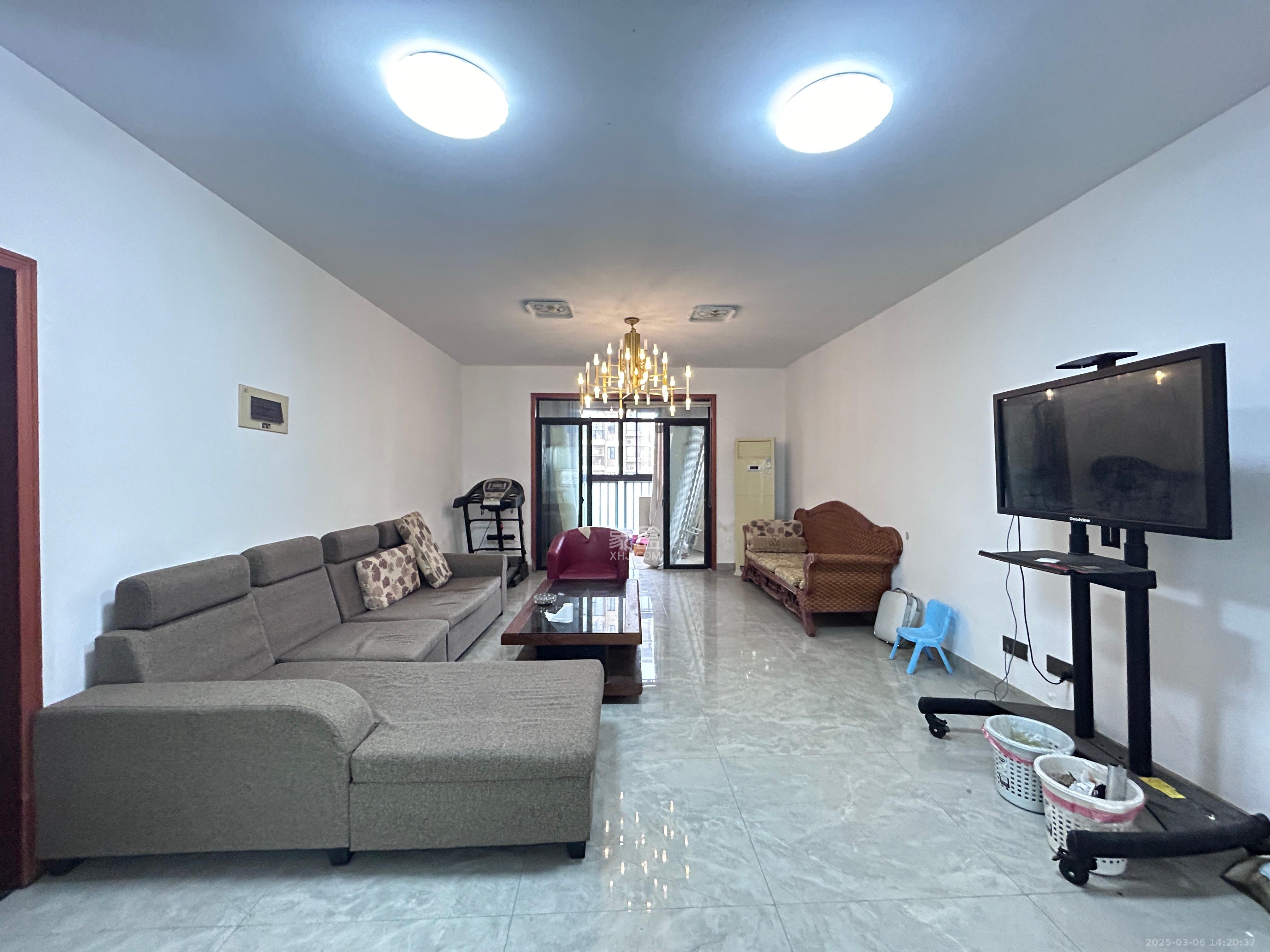 三江花中城  3室2厅2卫    3600.0元/月 三江花中城  3室2厅2卫    3600.0元/月