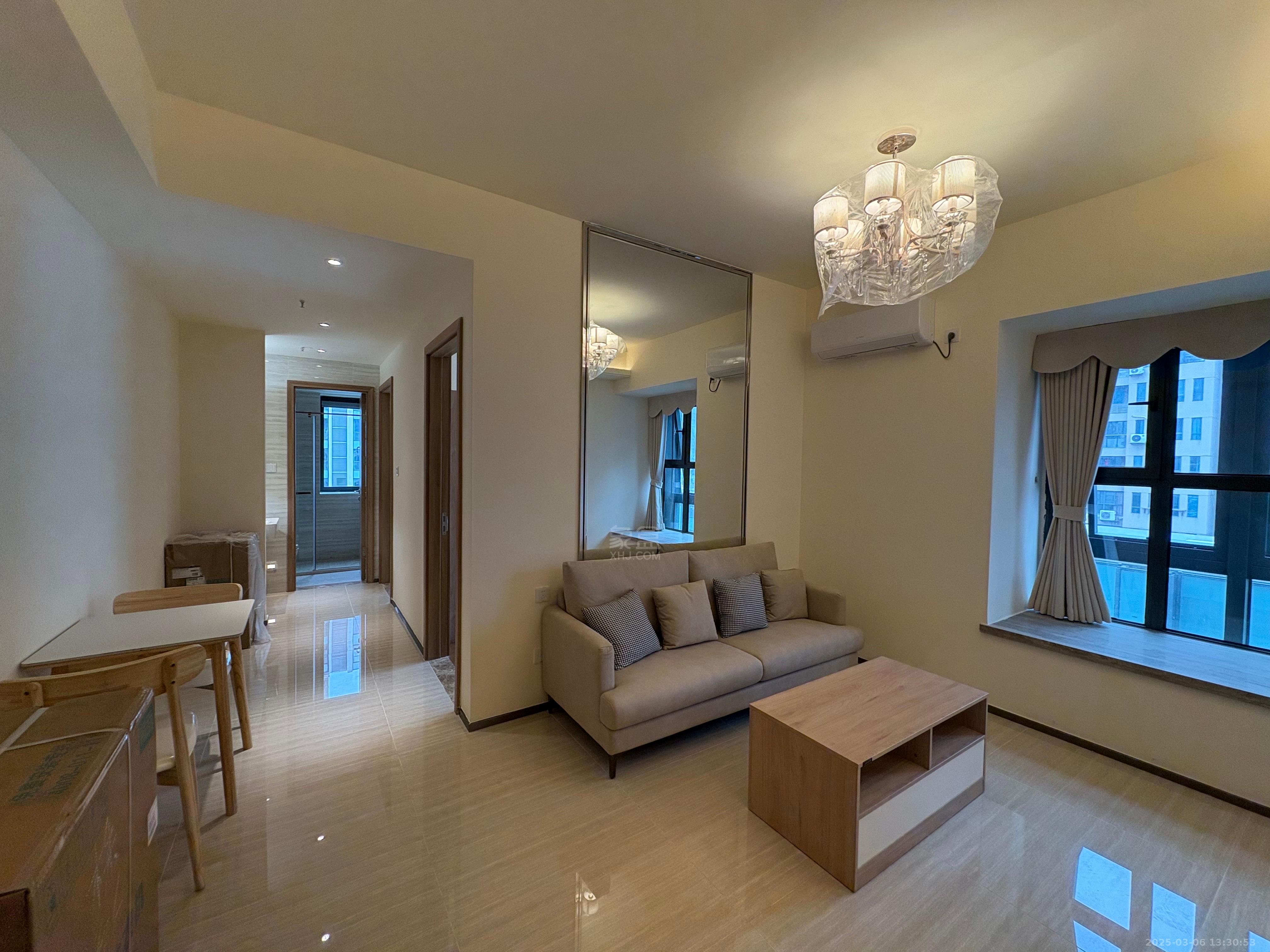 恒大华府 2室2厅2卫 1800.0元/月 恒大华府 2室2厅2卫 1800.0元/月室内图