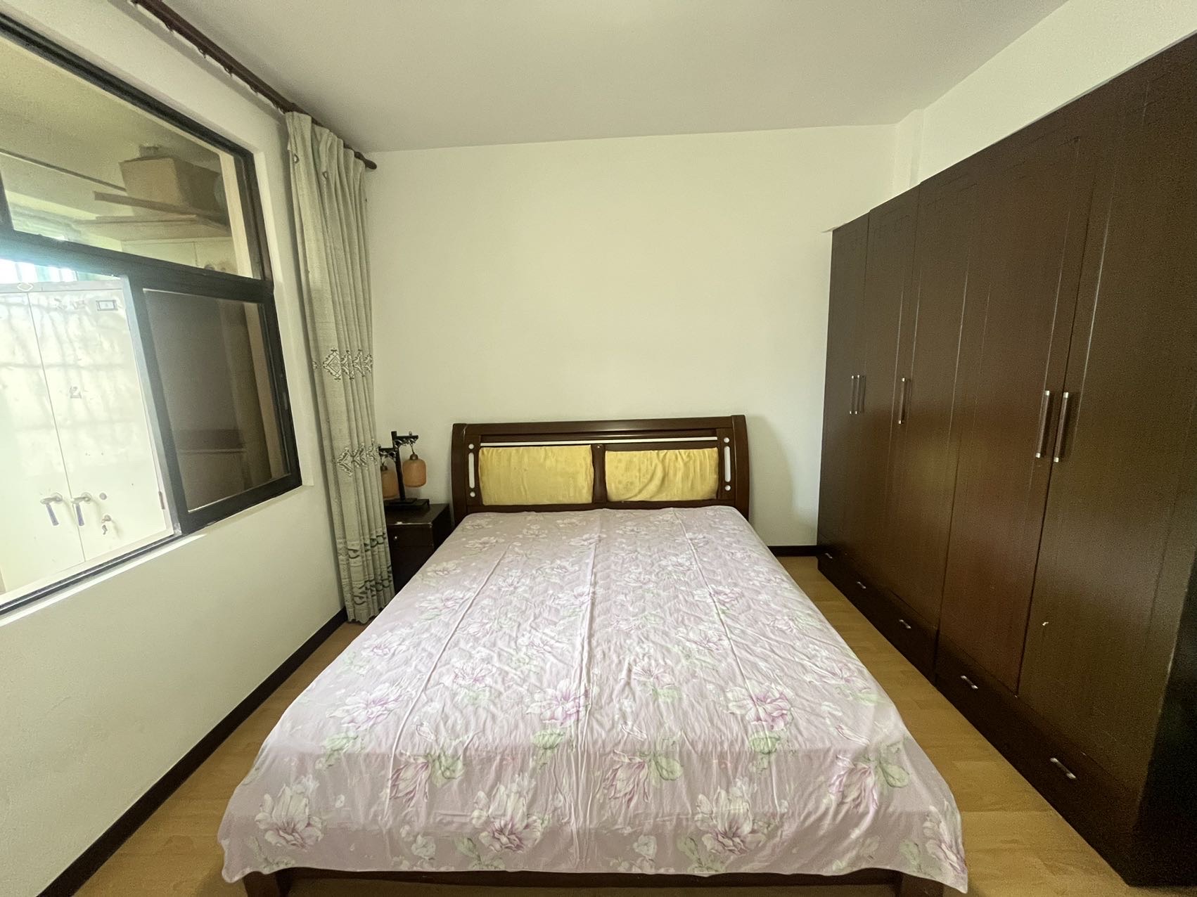 南海大厦(五指山路) 3室2厅2卫 2000.0元/月 南海大厦(五指山路) 3室2厅2卫 2000.0元/月室内图