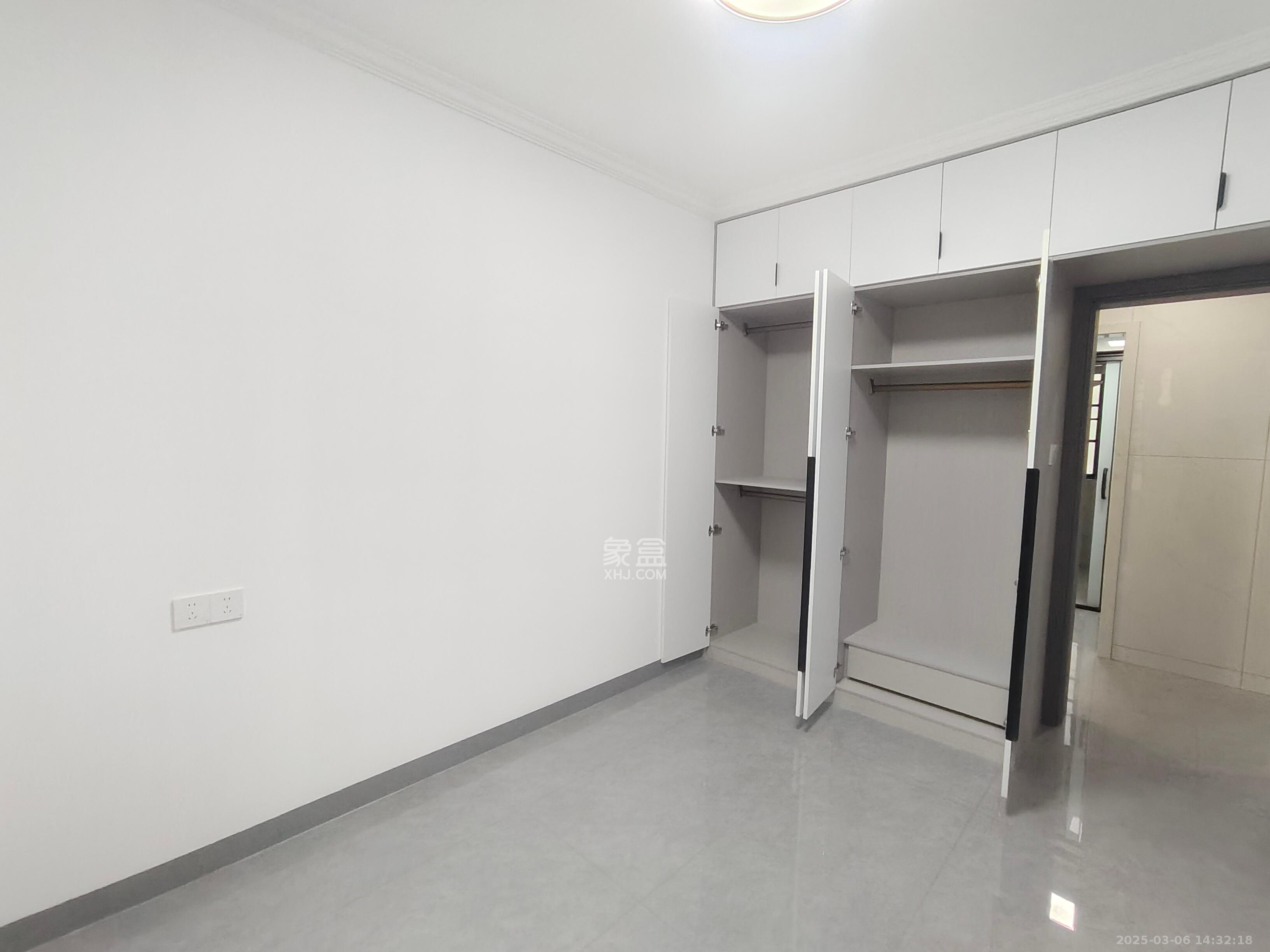 真人桥家园二期 3室2厅2卫 2200.0元/月 真人桥家园二期 3室2厅2卫 2200.0元/月室内图