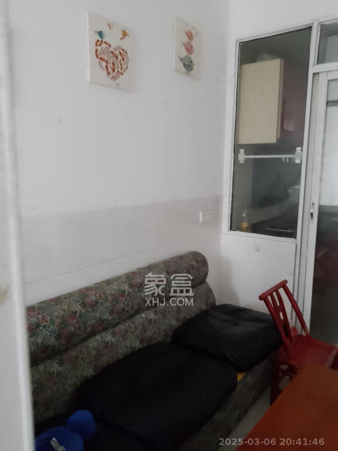 骑龙安置小区 1室1厅1卫 1300.0元/月 骑龙安置小区 1室1厅1卫 1300.0元/月室内图