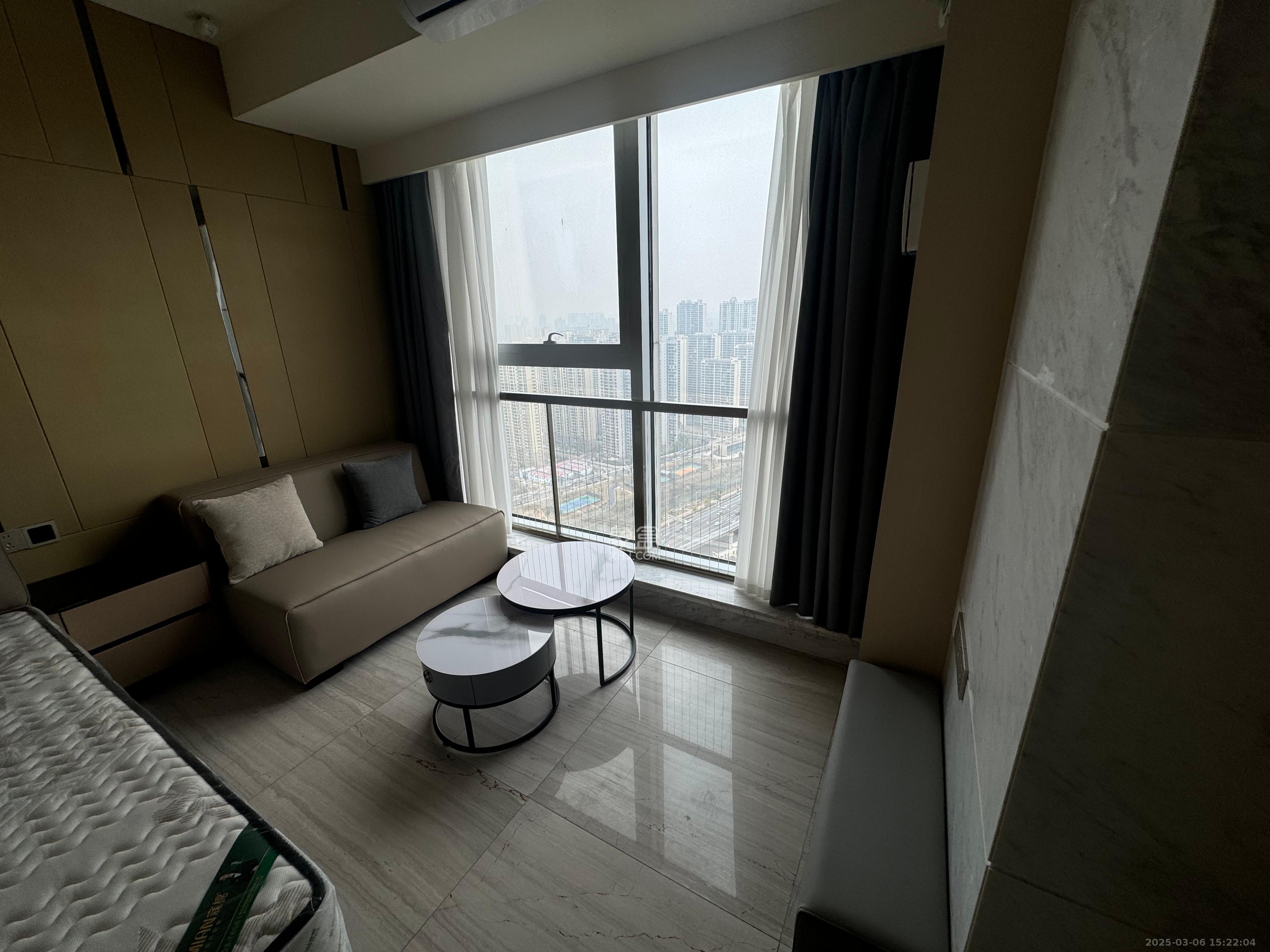 恒大誉府(融誉商业中心) 1室1厅1卫 1700.0元/月 恒大誉府(融誉商业中心) 1室1厅1卫 1700.0元/月室内图