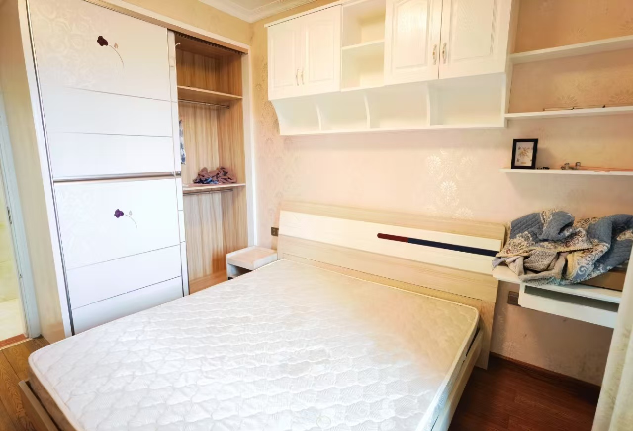 锦绣欣城 3室2厅2卫 1800.0元/月 锦绣欣城 3室2厅2卫 1800.0元/月室内图