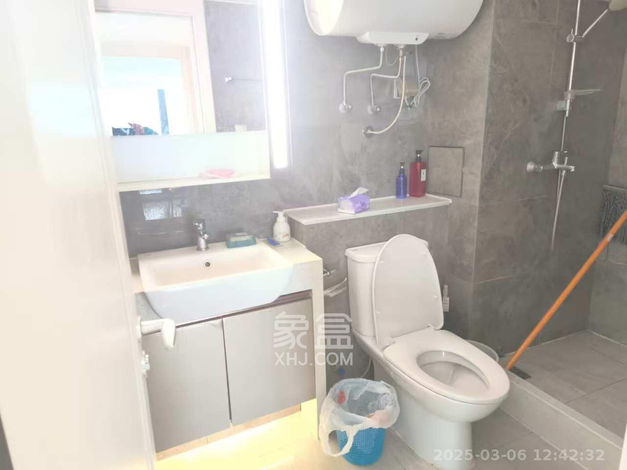 华远华时代 4室2厅1卫 4800.0元/月 华远华时代 4室2厅1卫 4800.0元/月室内图