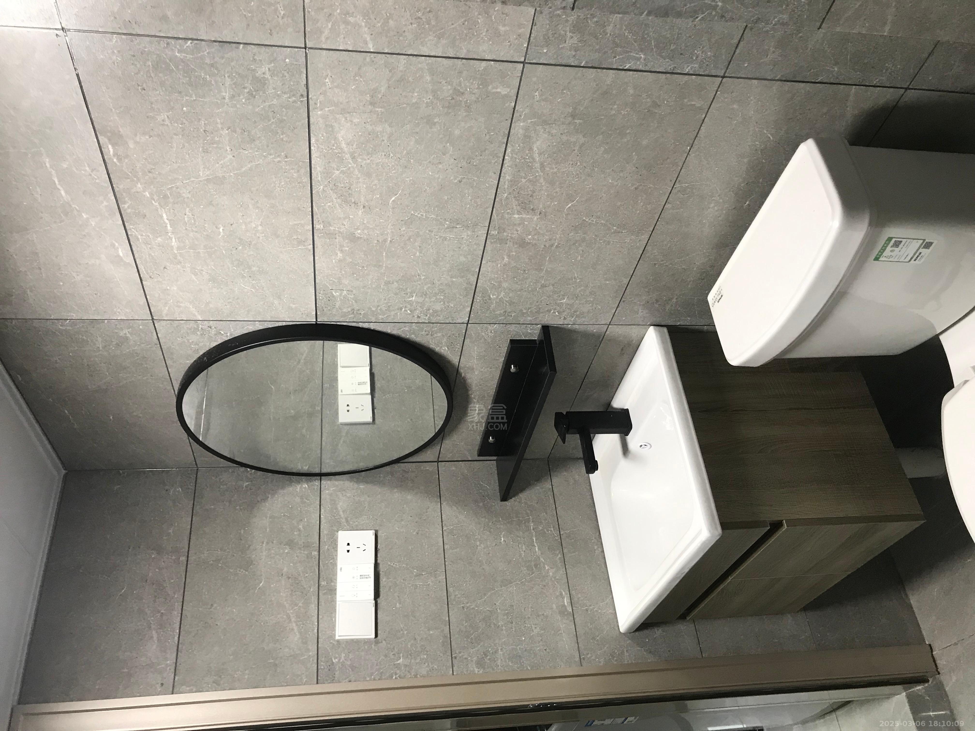 雅立天骄阁 1室0厅0卫 1300.0元/月 雅立天骄阁 1室0厅0卫 1300.0元/月室内图