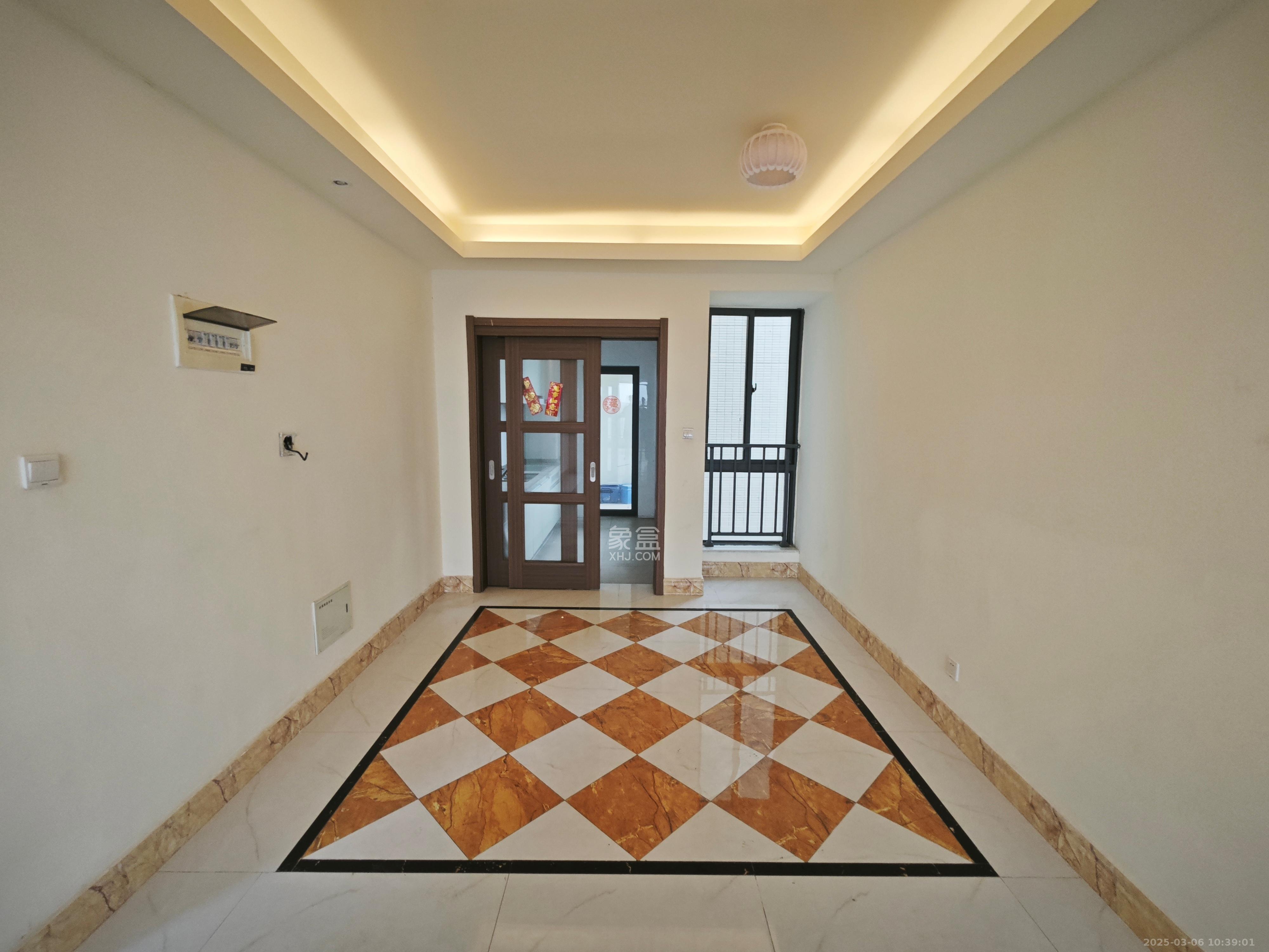 碧桂园南城首府(东宸林海) 4室2厅2卫 2500.0元/月 碧桂园南城首府(东宸林海) 4室2厅2卫 2500.0元/月室内图