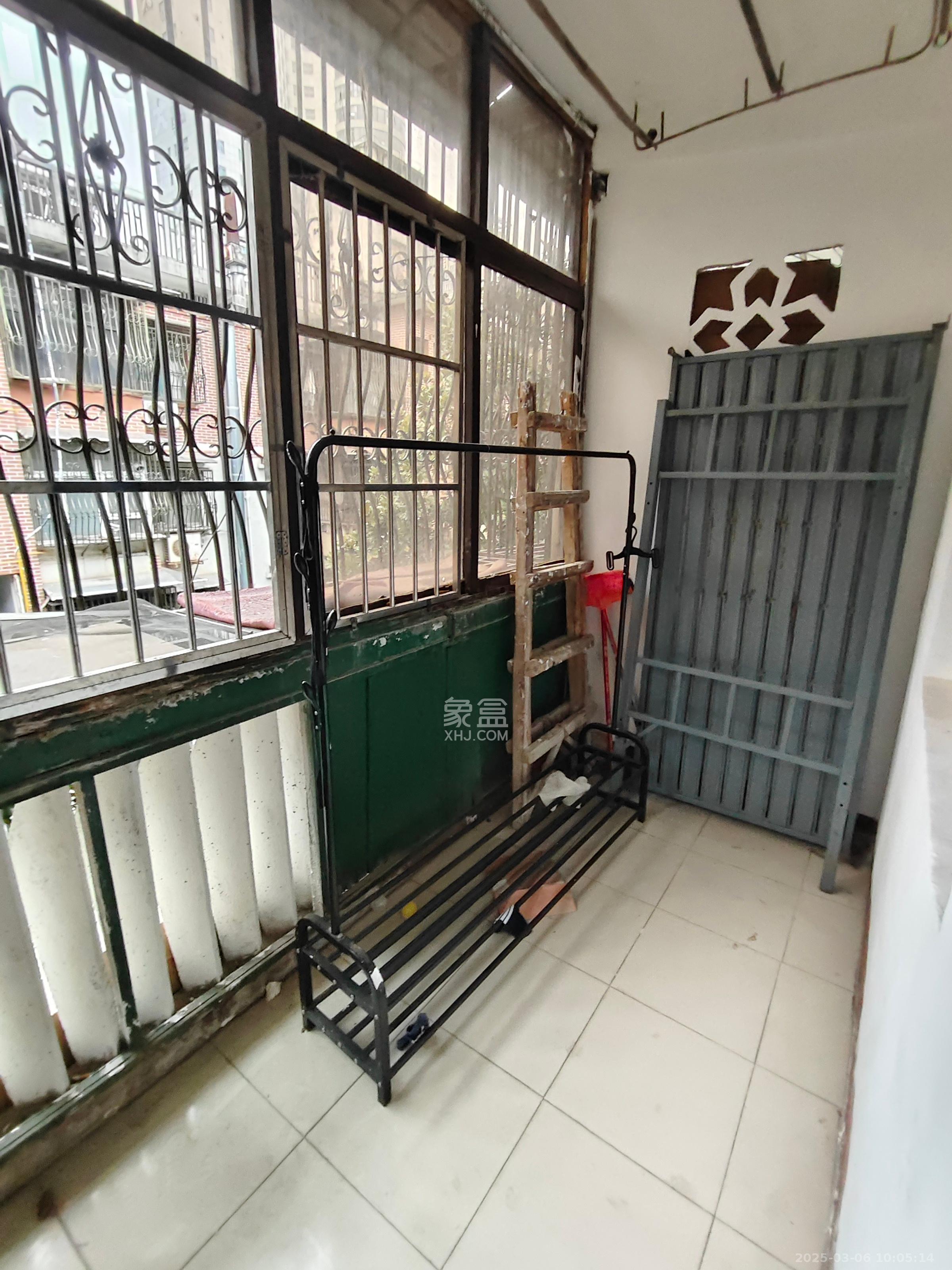省建苑小区  3室1厅1卫   1600.00元/月室内图