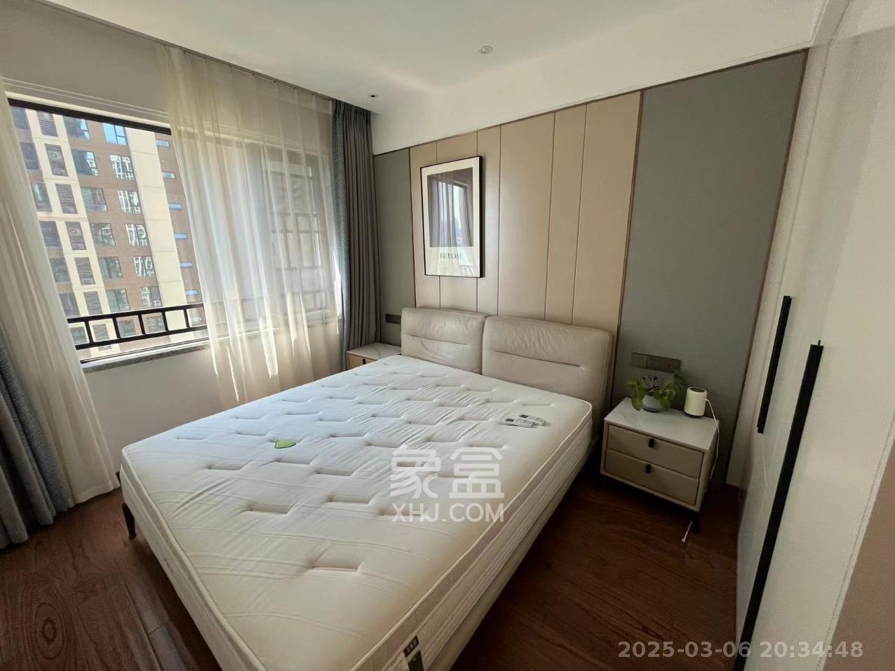 万科里金域滨江  3室2厅2卫    5600.0元/月室内图