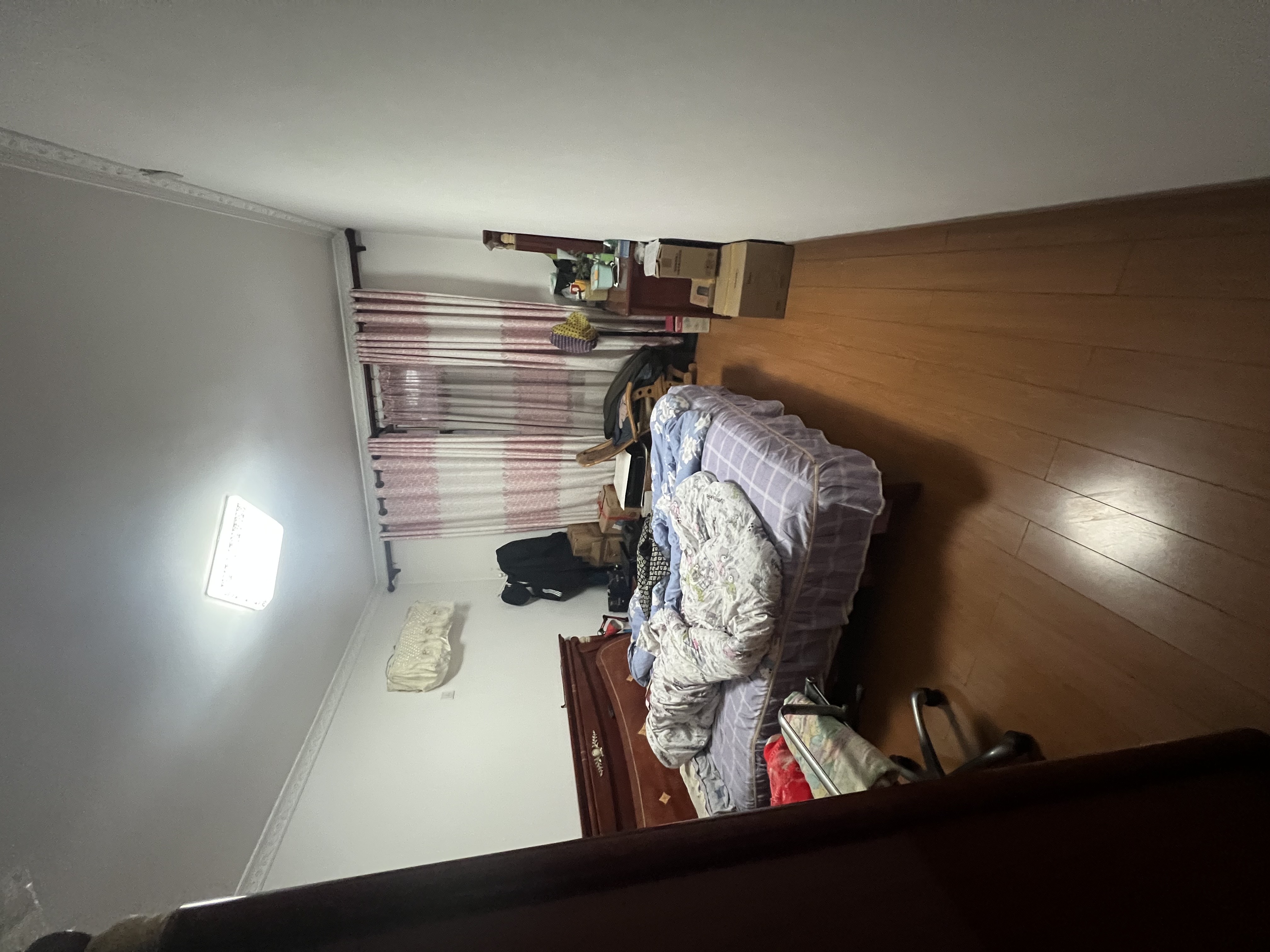 娄底市政公司(钻石街) 1室0厅0卫 69.8万 娄底市政公司(钻石街) 1室0厅0卫 69.8万客厅