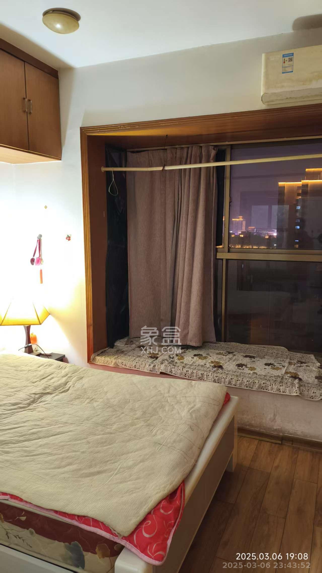 芙蓉同发  1室1厅1卫   1500.00元/月室内图