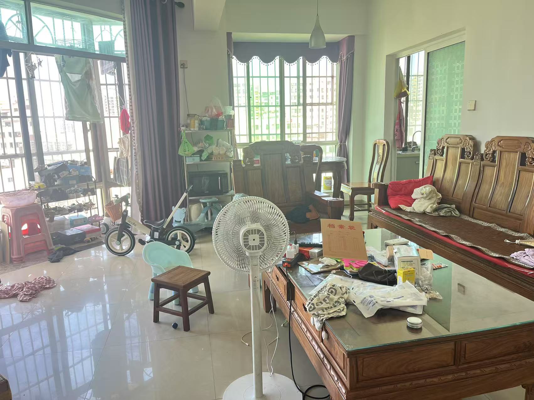 天泉永逸 2室1厅1卫 92.0万 天泉永逸 2室1厅1卫 92.0万客厅