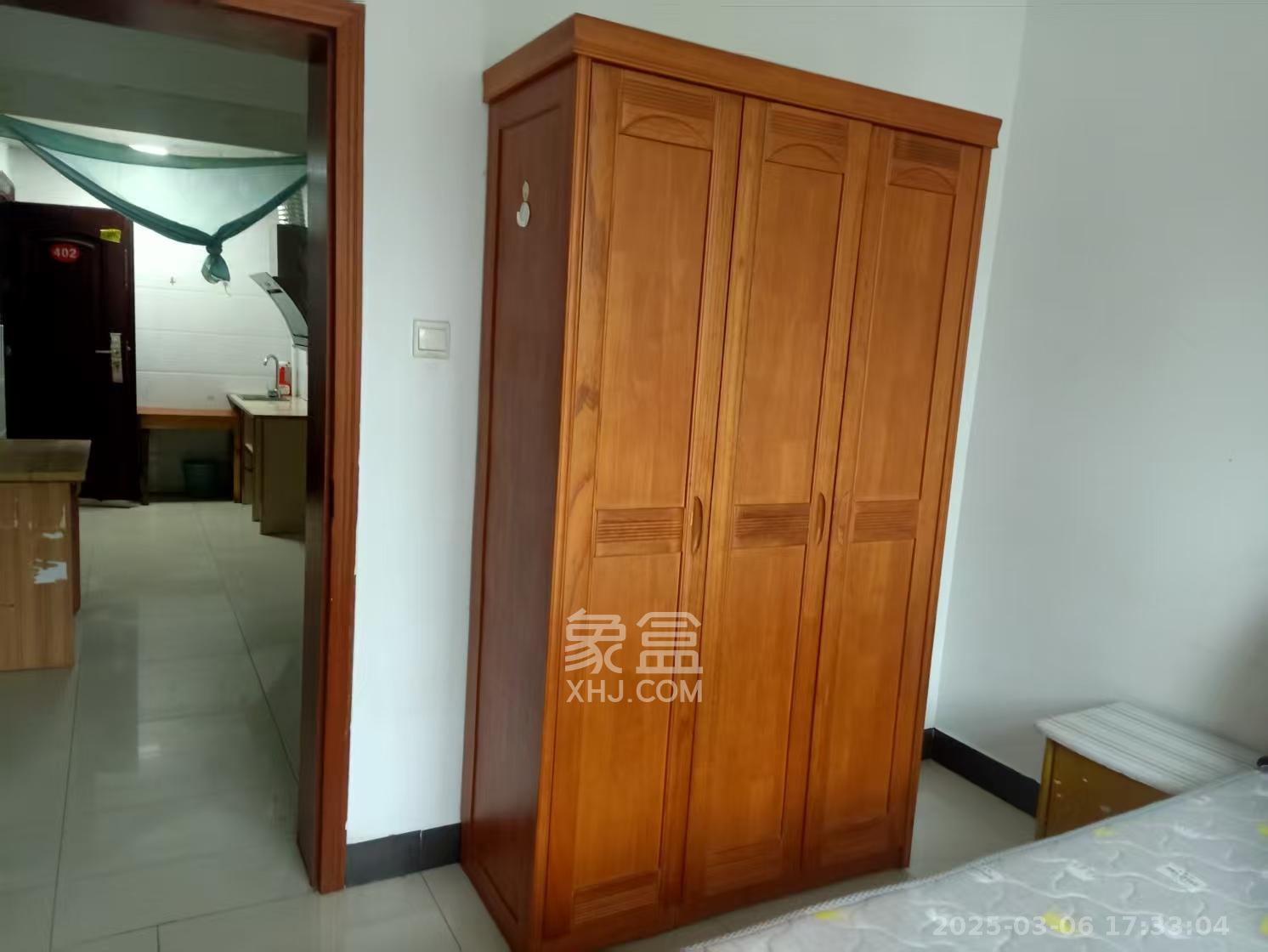 柏家塘小区  1室1厅1卫    1200.0元/月室内图
