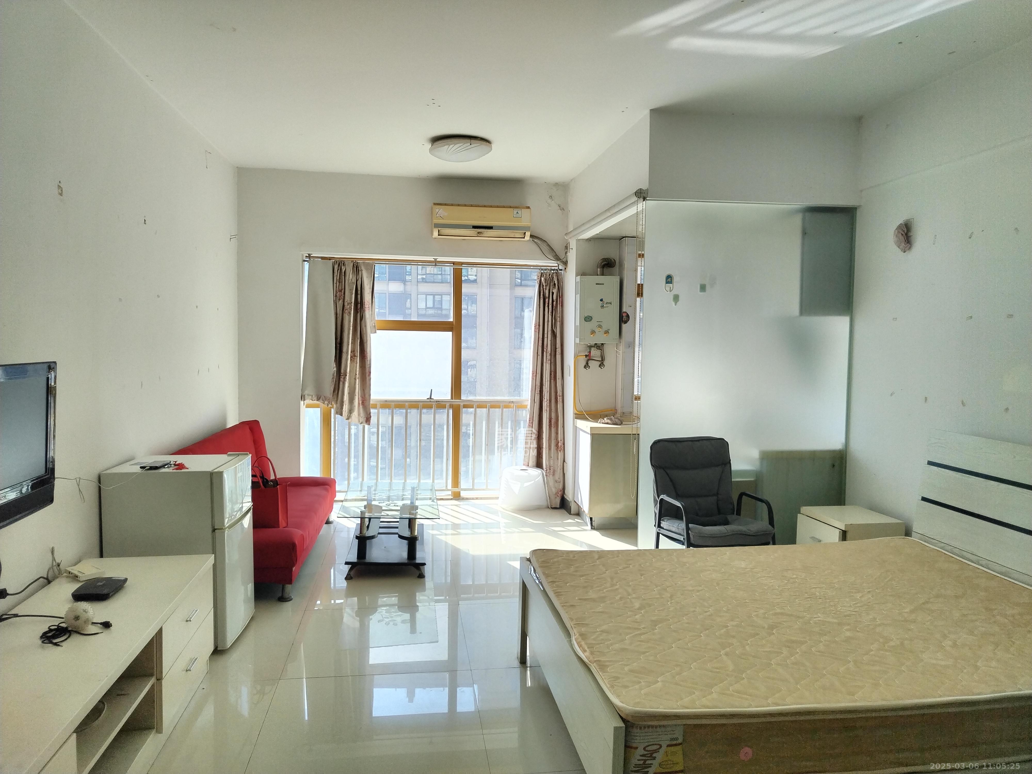 北辰三角洲E4区  1室2厅1卫    2100.0元/月 北辰三角洲E4区  1室2厅1卫    2100.0元/月室内图